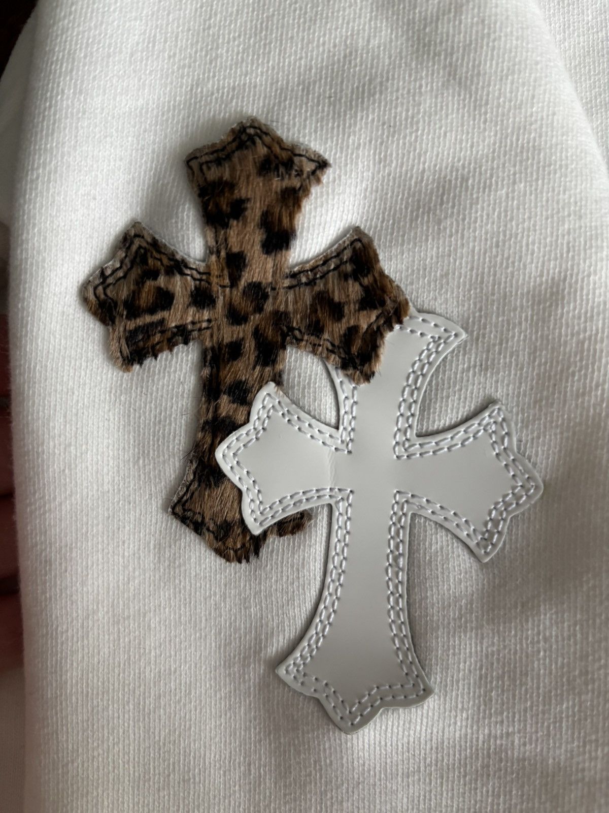 Chrome Hearts Chrome Hearts Leopard And White Patch Crewneck Size US S / EU 44-46 / 1 - 13 Thumbnail