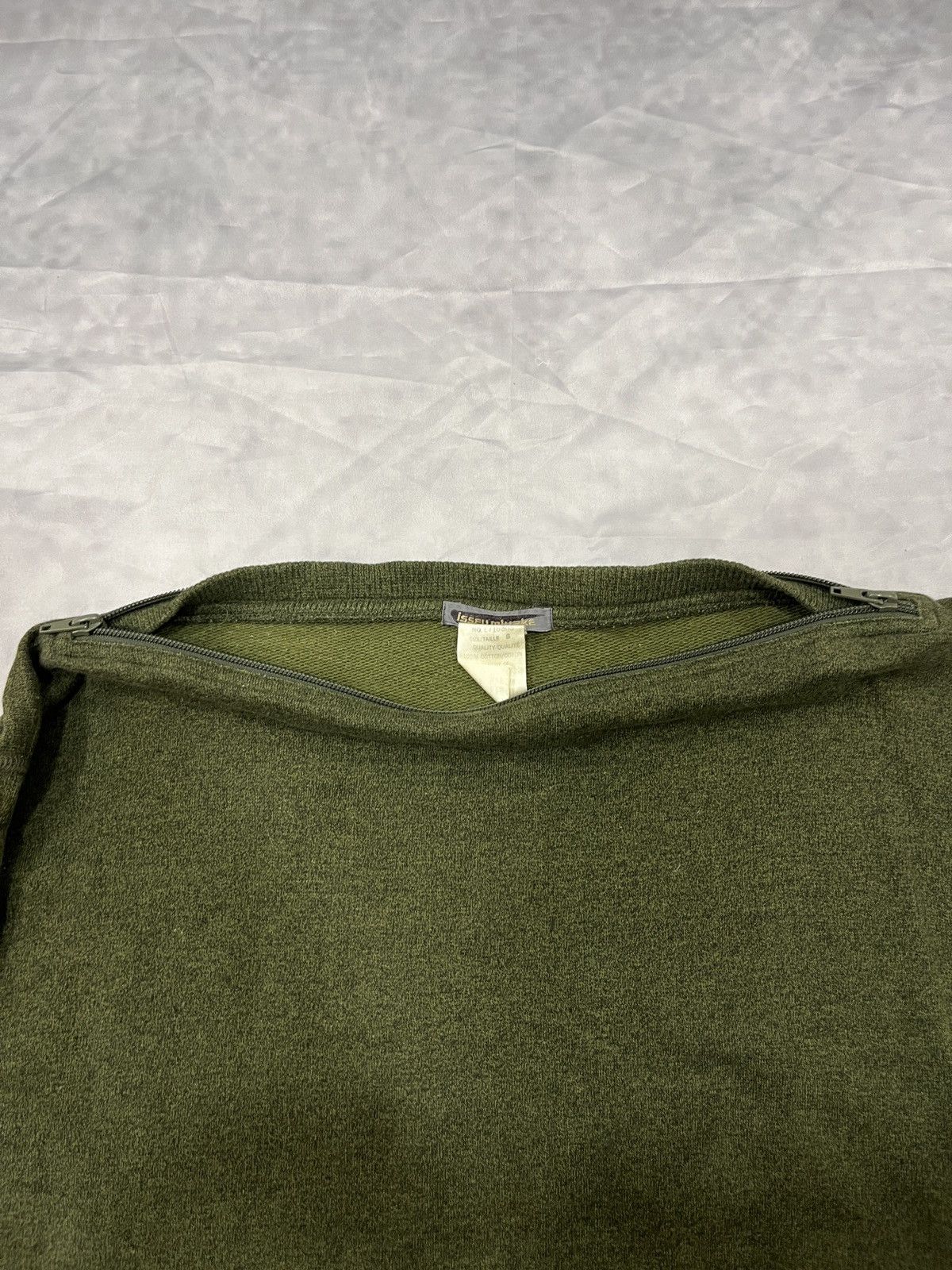 Issey Miyake Issey Miyake Transformable Zip Sweatshirt & Backpack Size US S / EU 44-46 / 1 - 16 Thumbnail