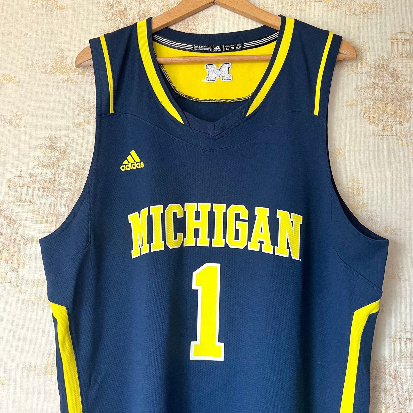 Adidas Michigan Wolverines Basketball Jersey | Glenn Robinson | XL Size US XL / EU 56 / 4 - 1 Thumbnail