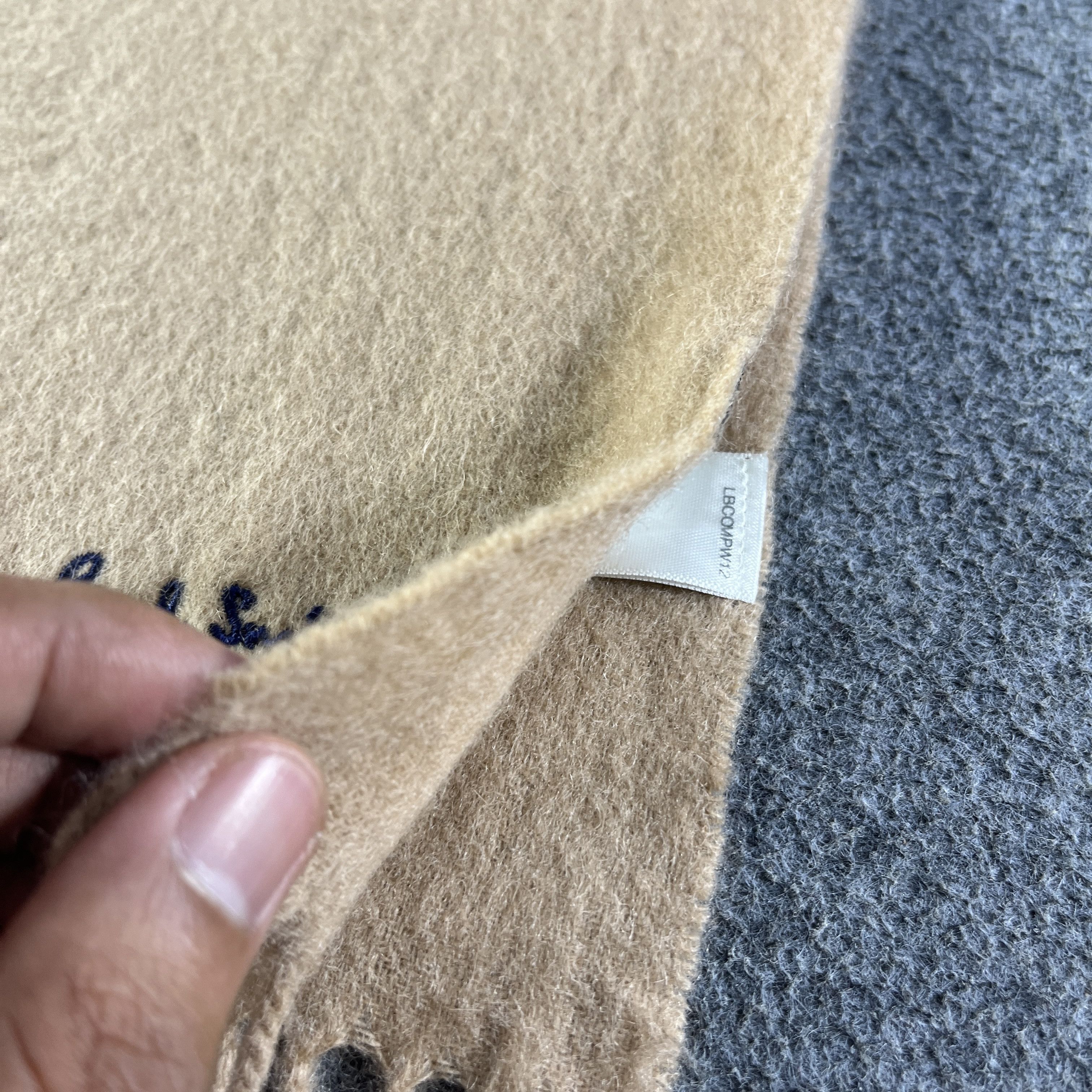 Paul Smith Scarf / Muffler / Neckwear T1161