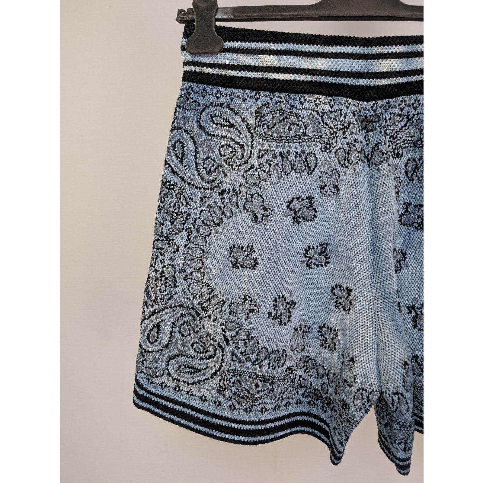Amiri o1rshd1 Bandana Basketball Short in Blue Size US 36 / EU 52 - 13 Thumbnail