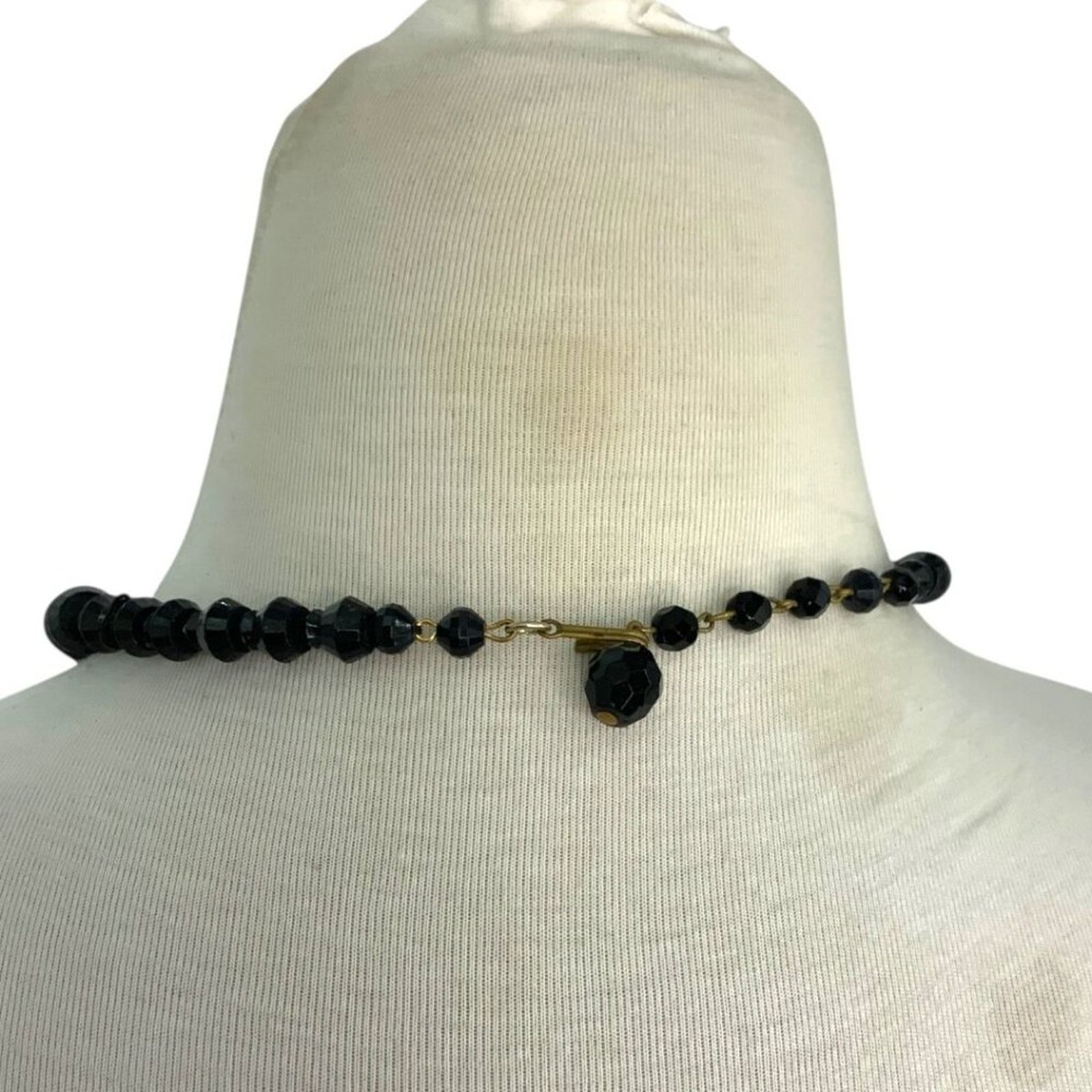 Other Vintage Black Bezeled Plastic Beaded Necklace Size ONE SIZE - 3 Thumbnail