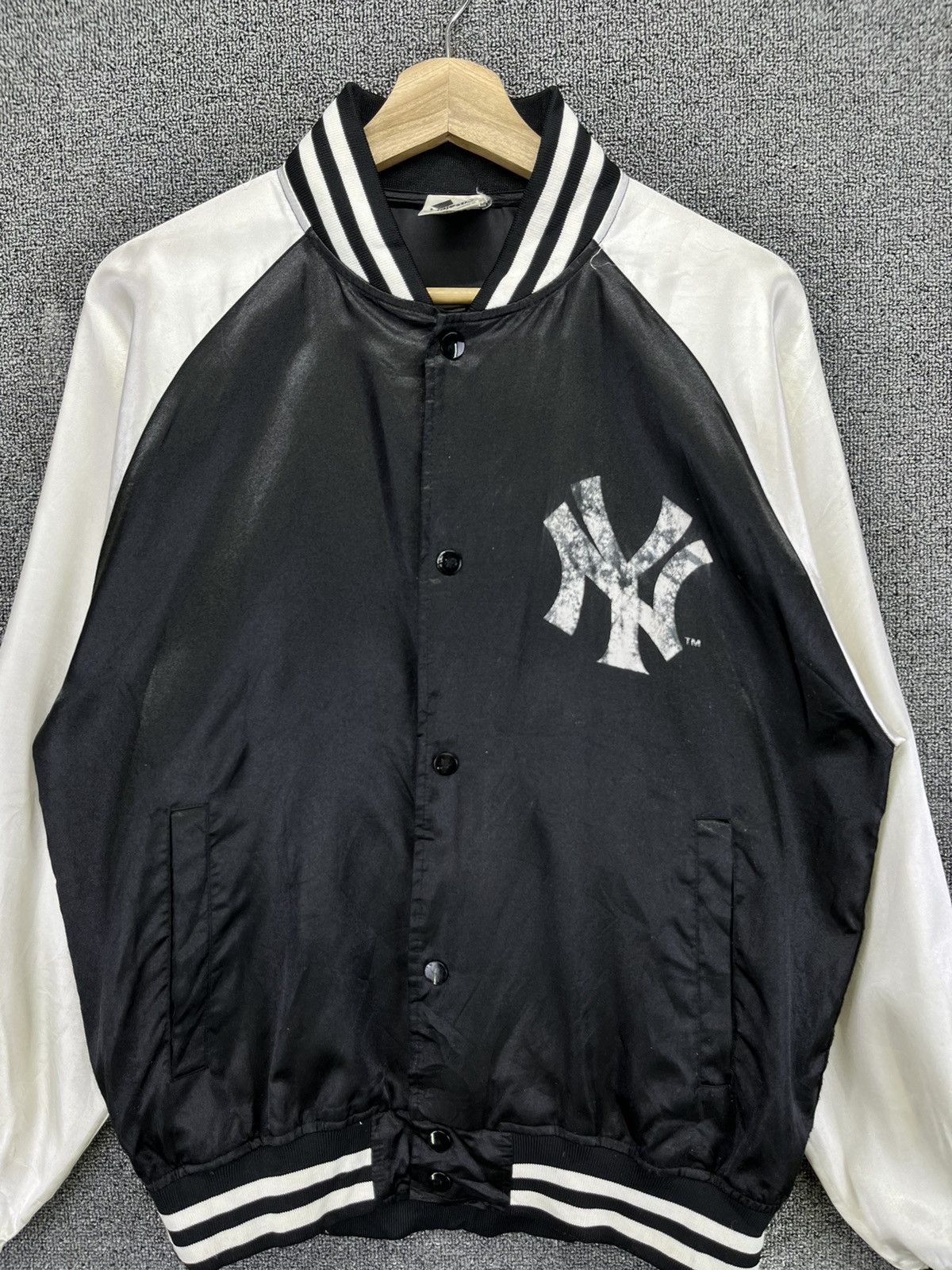 Majestic Vintage Majestic MLB New York Trashed Varsity Jacket Size US L / EU 52-54 / 3 - 6 Thumbnail