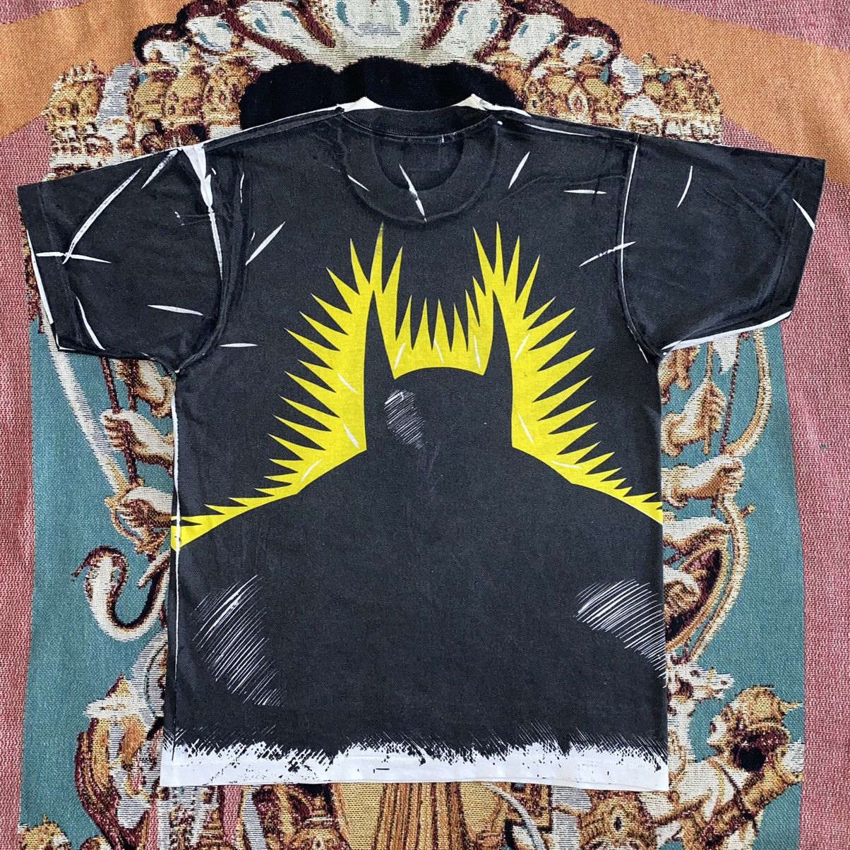 DC Comics VINTAGE 80S BATMAN AOP TEE Size US L / EU 52-54 / 3 - 2 Thumbnail