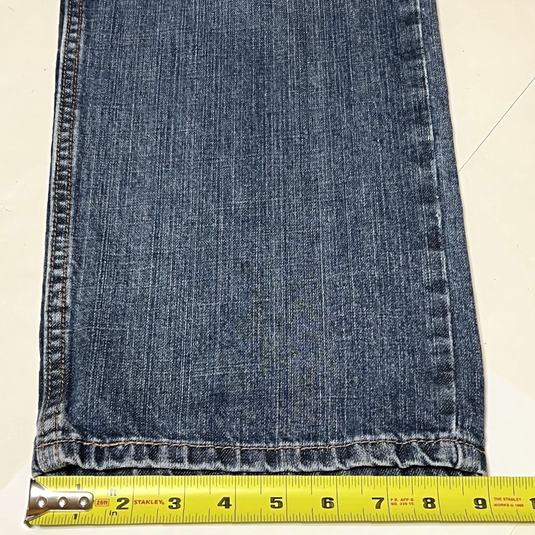 Levi's VINTAGE Levi's 569 Jeans Mens Regular 36x32 Blue Denim Straight Leg Loose Relaxed Fit 569 Model 500 Series Jeans Mens Size US 36 / EU 52 - 7 Thumbnail