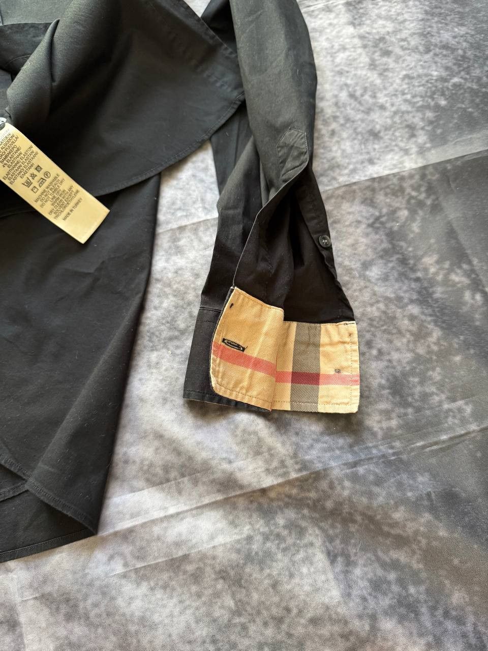 Burberry Black Mens Shirt Burberry Brit Size US L / EU 52-54 / 3 - 6 Thumbnail