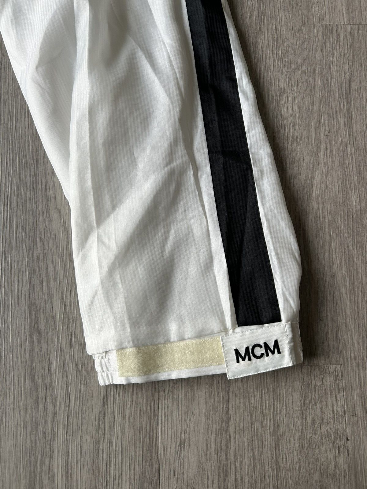 MCM MCM Logo Nylon Track Pants Size Medium Size US 31 - 6 Thumbnail