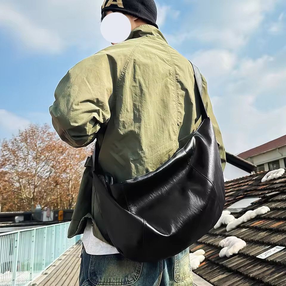 Japanese Brand Crossbody Bag Casual Versatile Fashionable Large Capacity Size ONE SIZE - 1 Thumbnail
