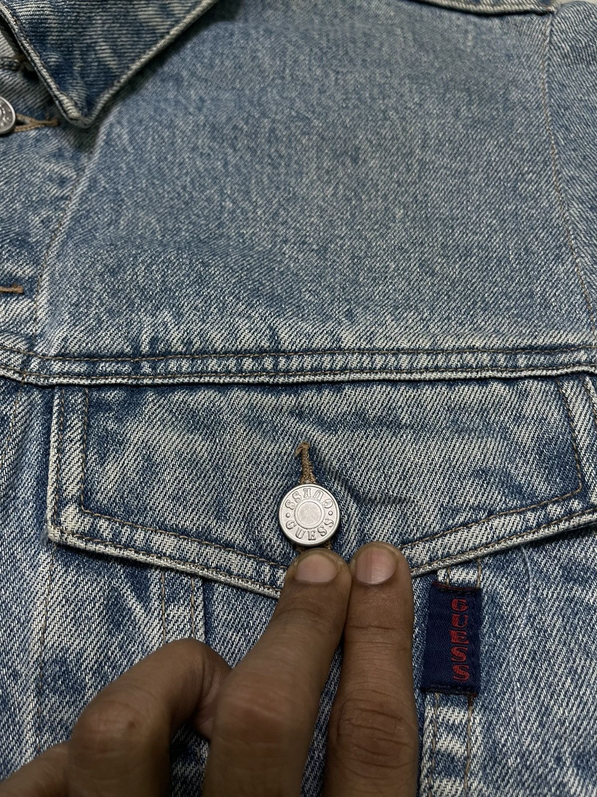 Guess 90s GUESS DENIM TRUCKER JACKET RARE DESIGN Size S / US 4 / IT 40 - 8 Thumbnail