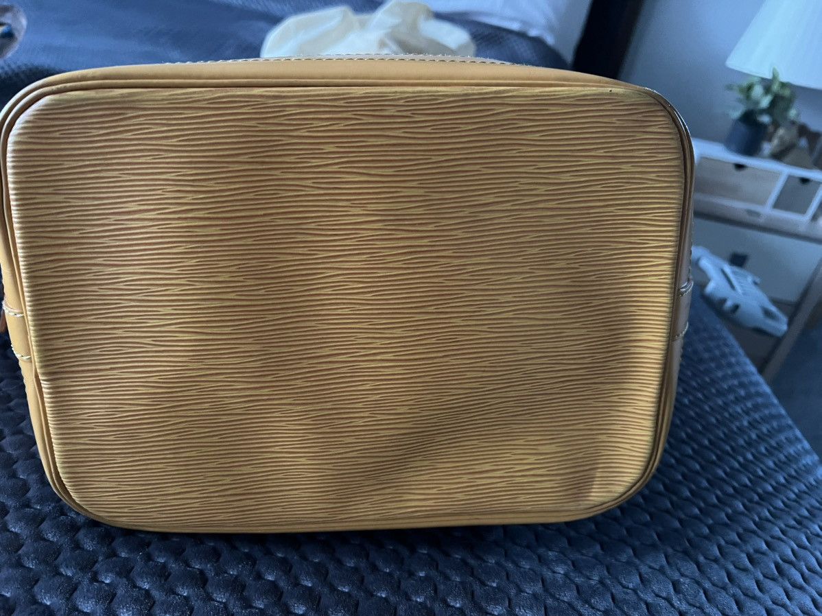Louis Vuitton Bucket leather Size ONE SIZE - 5 Thumbnail
