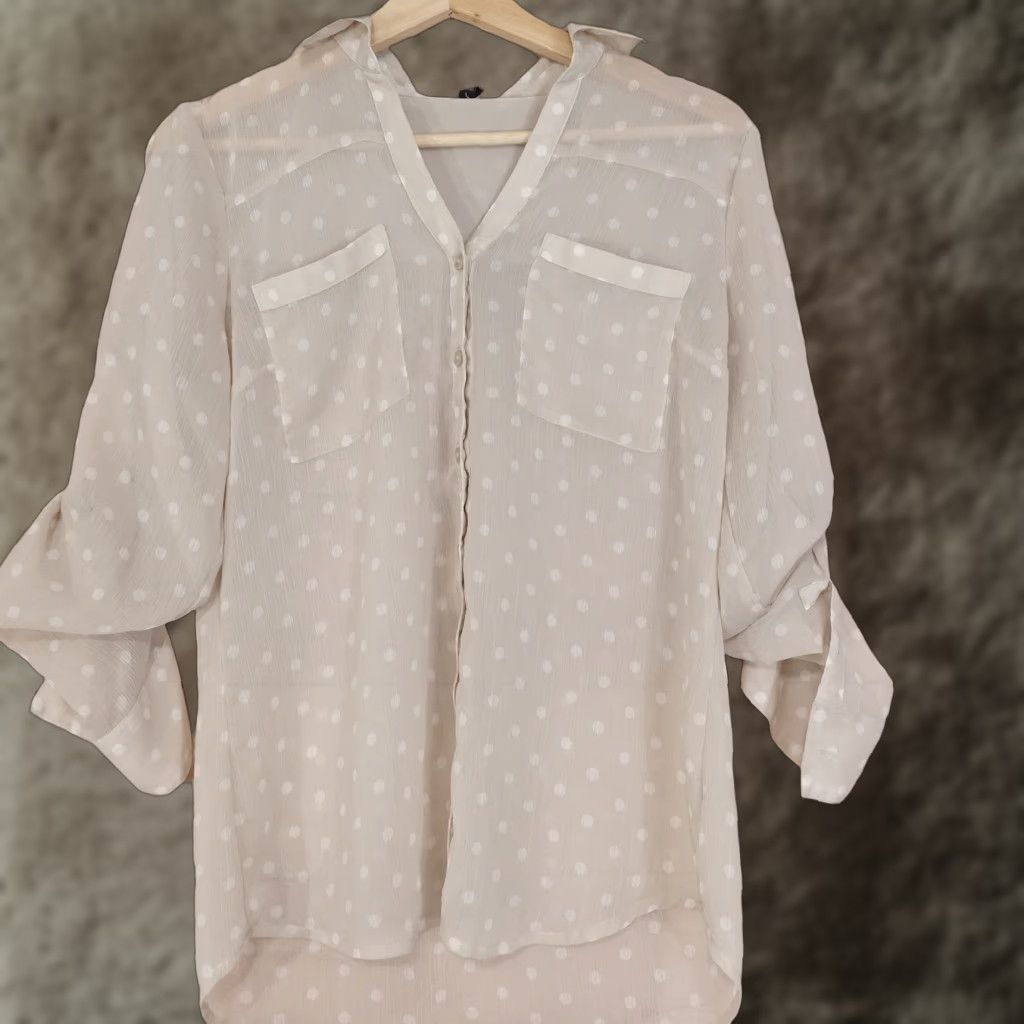 Express EXPRESS SHIRT POLKA DOT SEE-THRU LONG SLEEVE WOMENS SIZE M Beige Blouse Casual 90s? Size M / US 6-8 / IT 42-44 - 1 Thumbnail