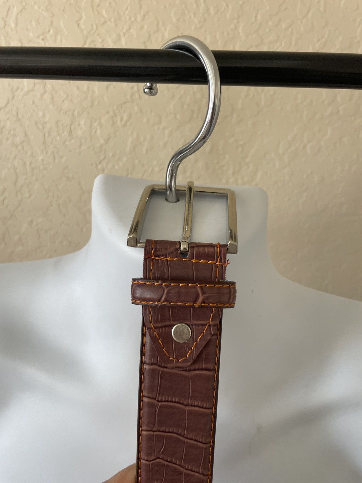 Genuine Leather Croc embossed Genuine leather Italy style belt Size 42 - 3 Thumbnail