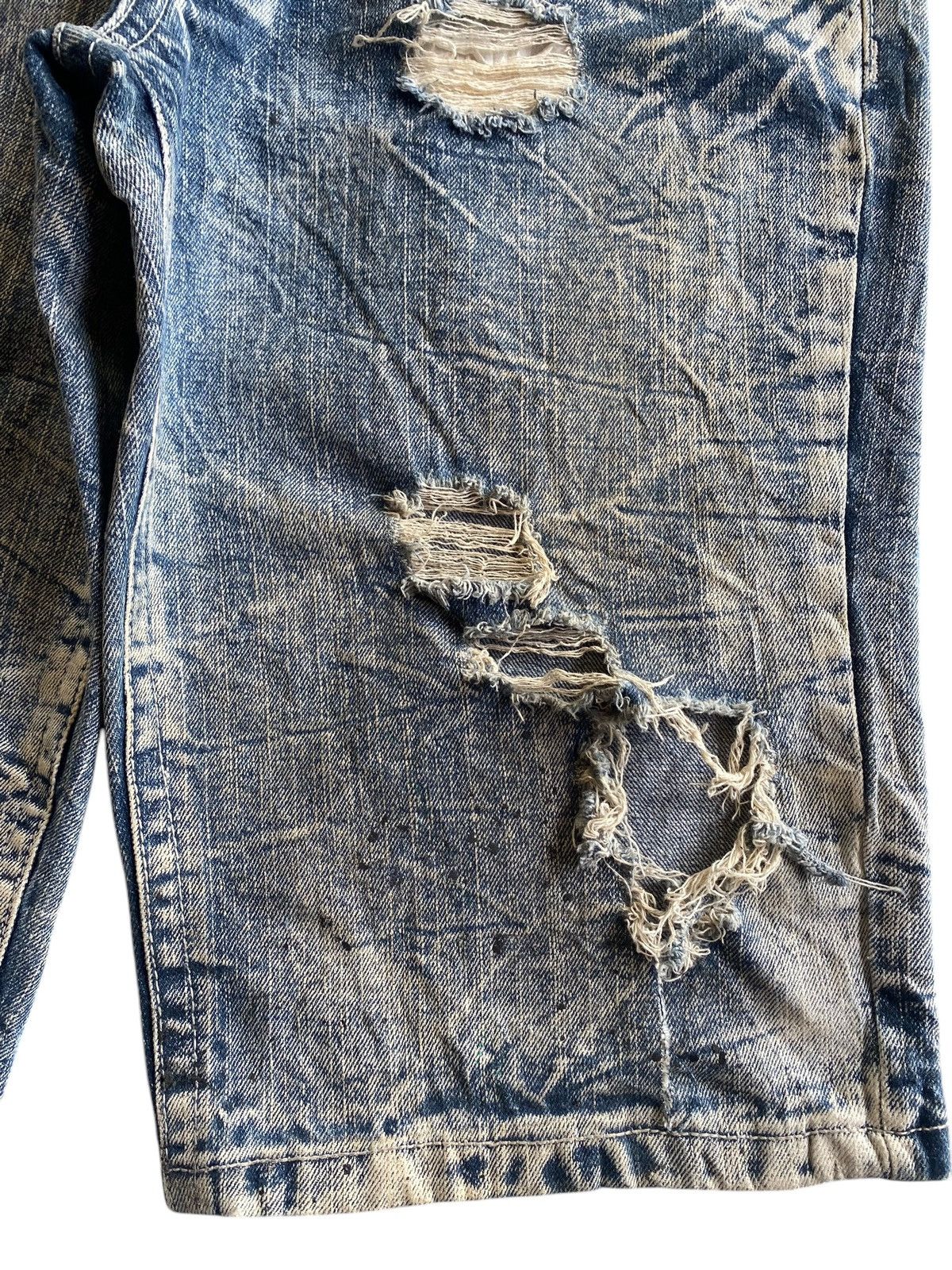 Skull Jeans by an Alchemist Deluxe Creation Skull Double Waist Distressed Short Jeans Size US 34 / EU 50 - 8 Thumbnail