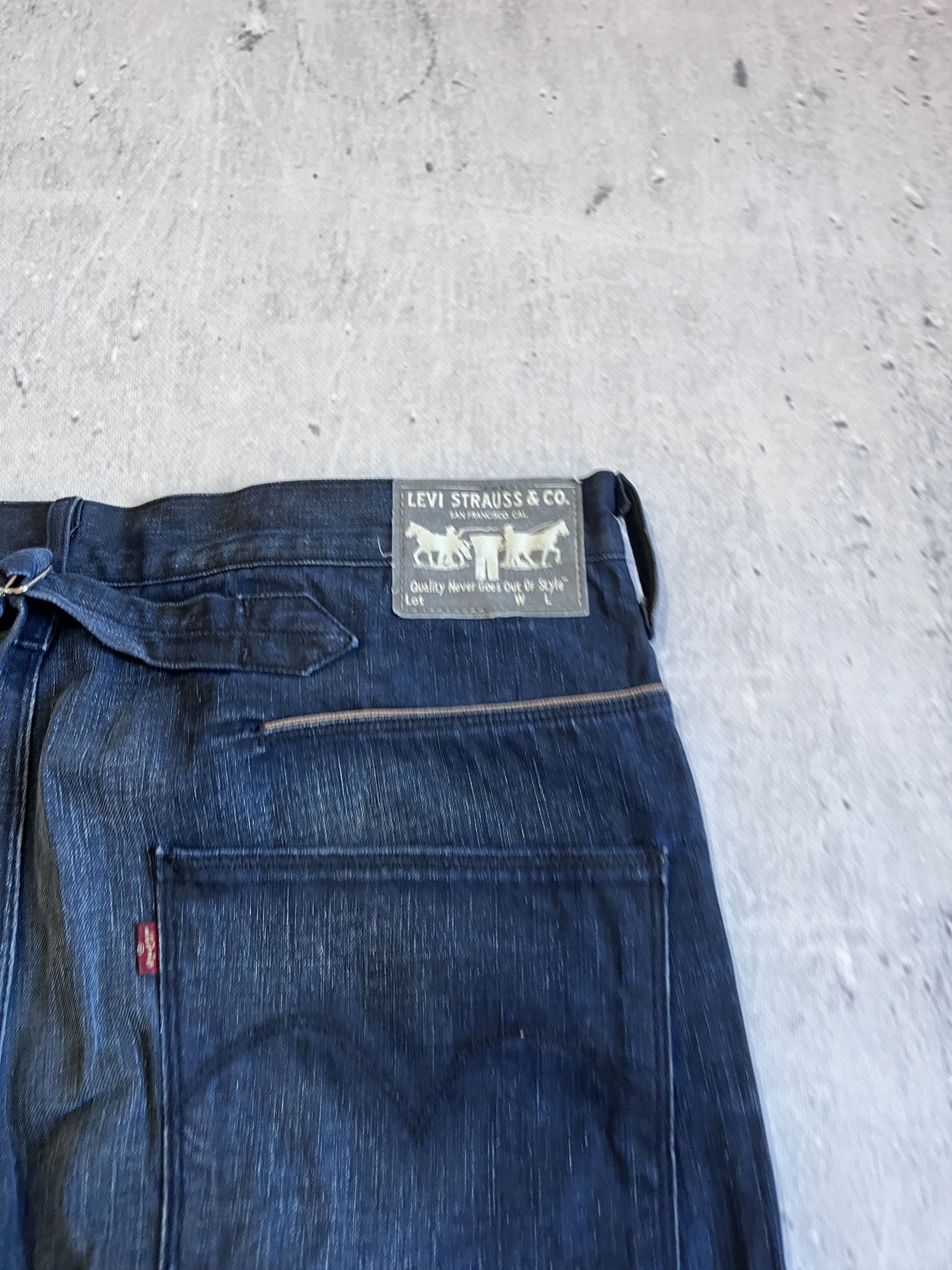 Levi's LEVI'S ENGINEERED JEANS 2011 TWISTED LEG BUCKLE BACK DENIM Size US 36 / EU 52 - 11 Thumbnail