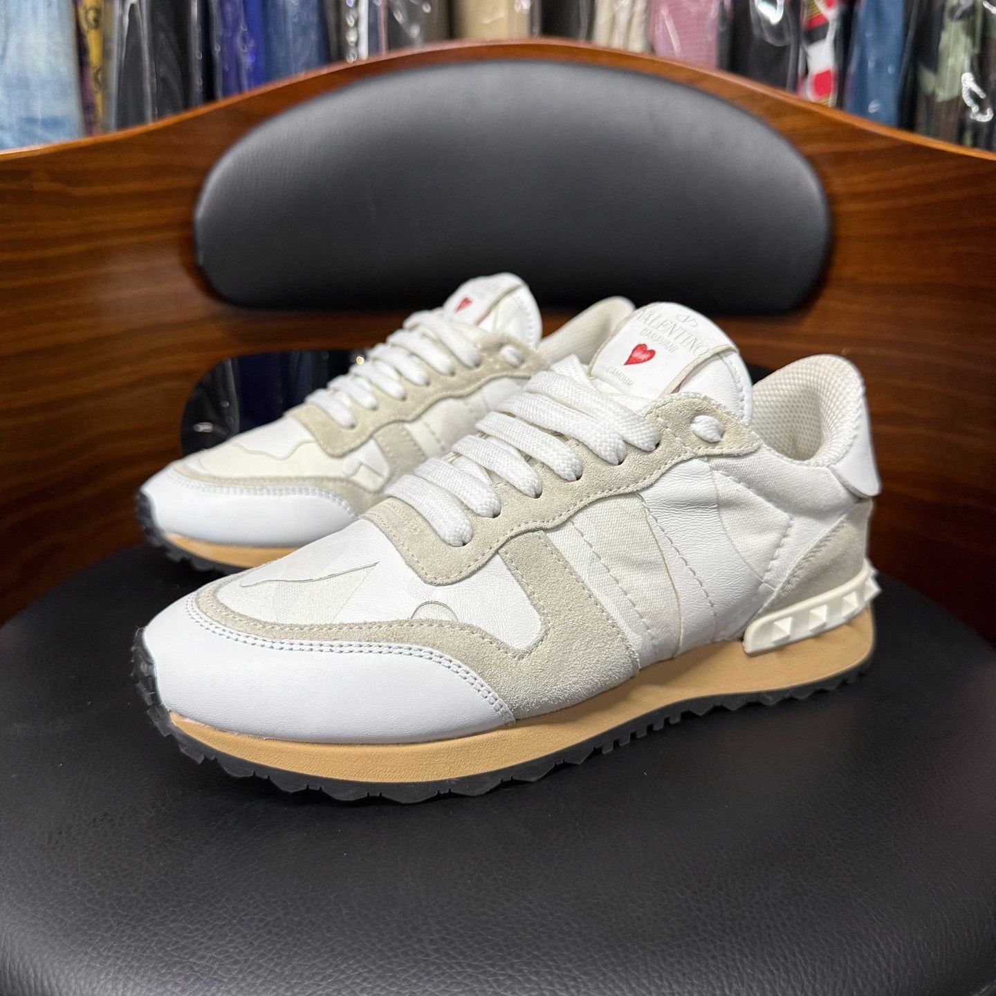 Valentino Valentino Limited White Lowtop Sneakers us_5 Women Size US 5 / IT 35 - 1 Thumbnail