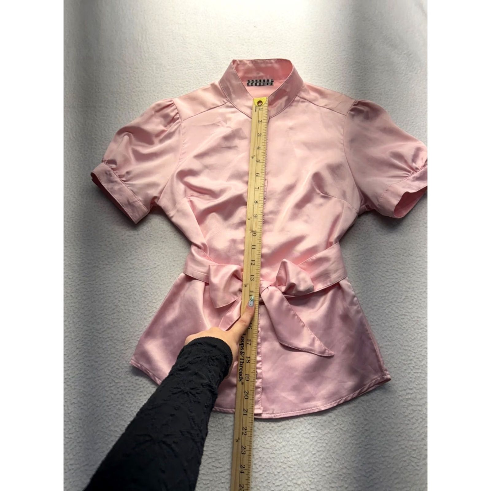 Vintage VINTAGE Cherry Tree Jeans Blouse Shirt Womens XS Pink Short Sleeve Tie Neck Y2K Like New Size XS / US 0-2 / IT 36-38 - 7 Thumbnail