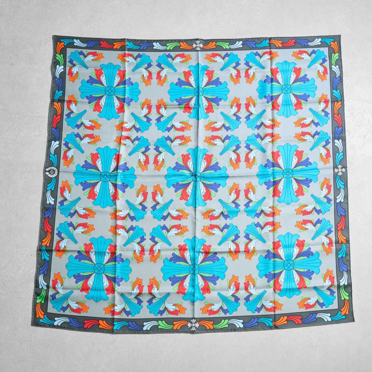 【超希少】Chrome Hearts Scarf Silk Multi CHROME HEARTS MATH PLUS SILK SCARF ผ้าไหม Chrome heart ของ