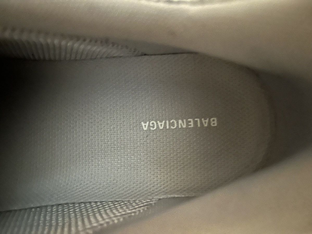 Balenciaga Balenciaga Triple S in Silver Size US 9 / EU 42 - 3 Thumbnail