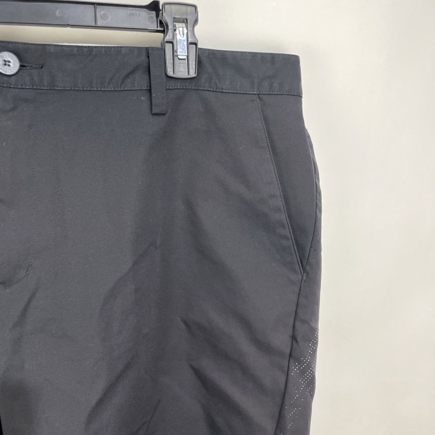 Adidas Adidas Climacool Formotion Black Vented Shorts 38 Outdoor Golf Casual Mens Regular Waist 38 Black Polyester Inseam 11 Adjusted for Searchability Size US 38 / EU 54 - 3 Thumbnail