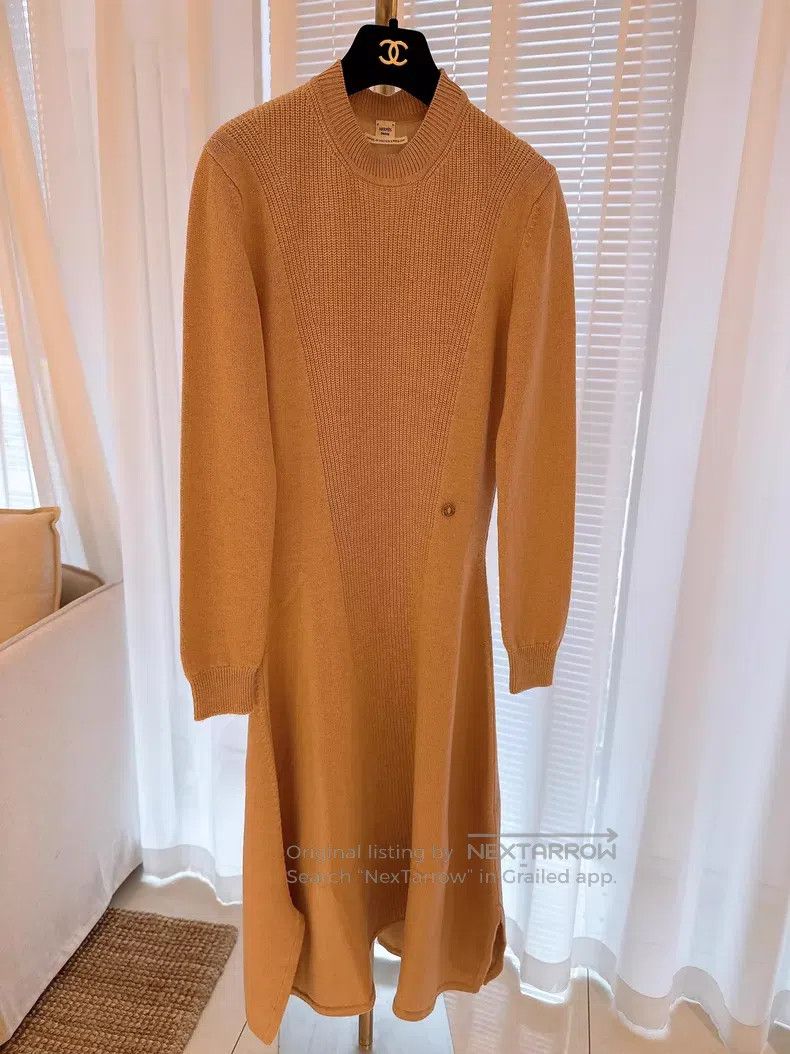 Hermes Hermes Nude Pink Cashmere Knit Dress Size XXS / US 00 / IT 34 - 1 Thumbnail