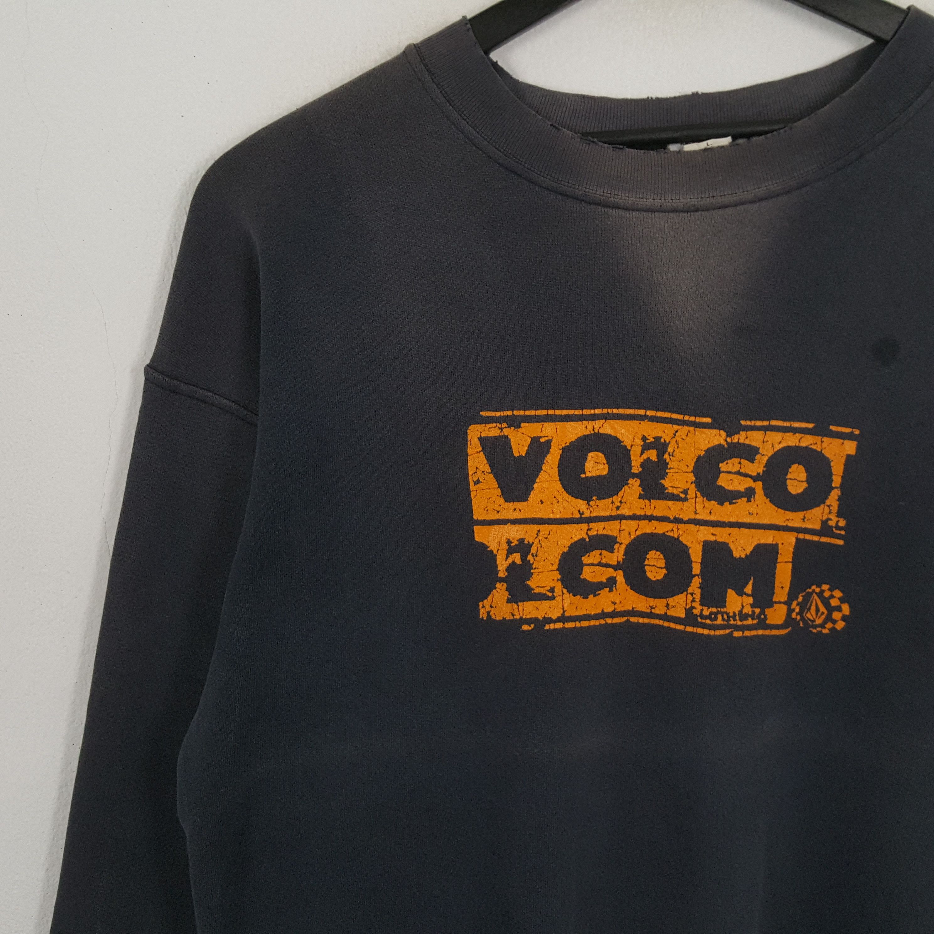 Vintage × Volcom VOLCOM Skateboard Streetwear Distressed Vintage Sweatshirt Size US XL / EU 56 / 4 - 2 Thumbnail