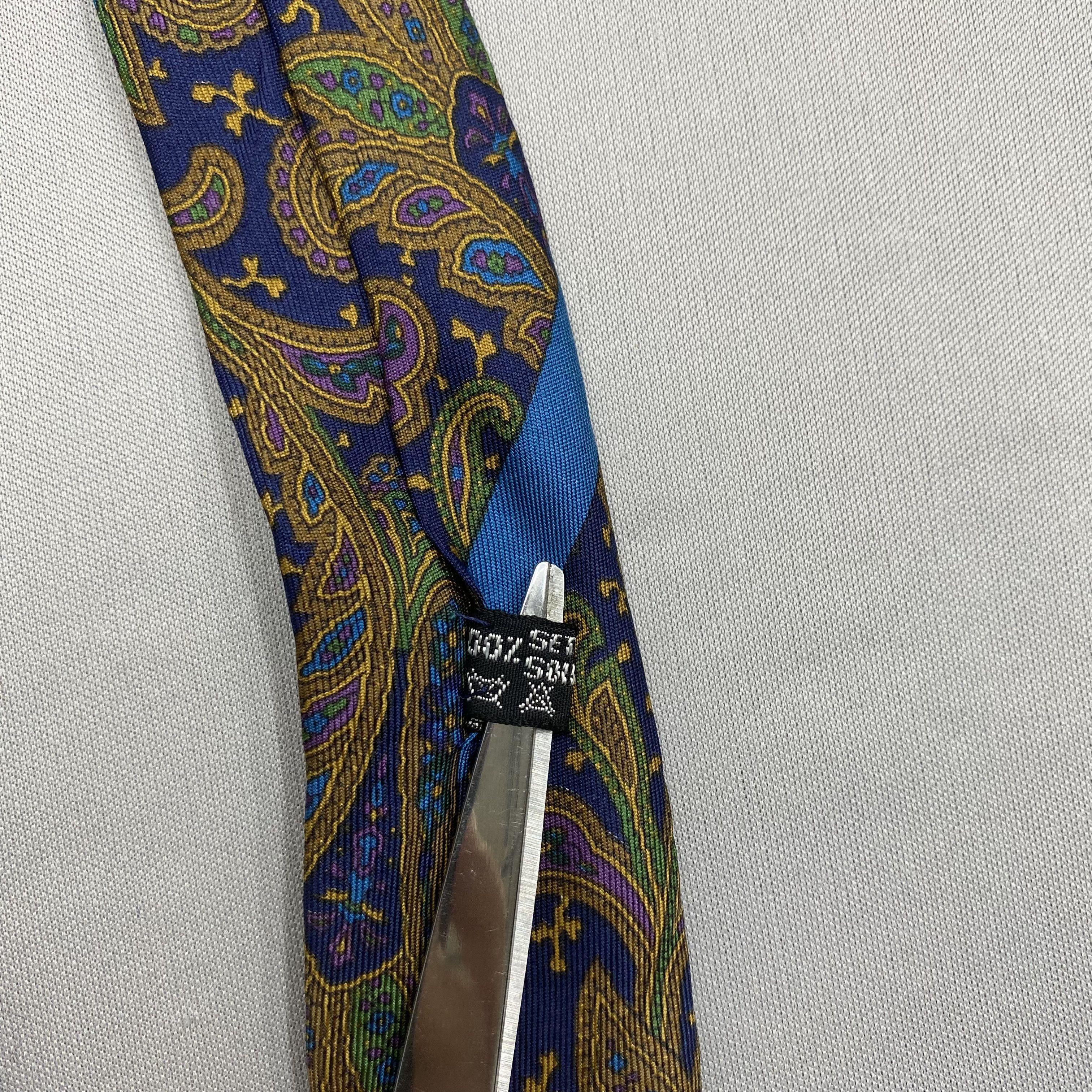 Salvatore Ferragamo Vintage Salvatore Ferragamo SILK Necktie Cravate Pure Silk Size ONE SIZE - 8 Thumbnail