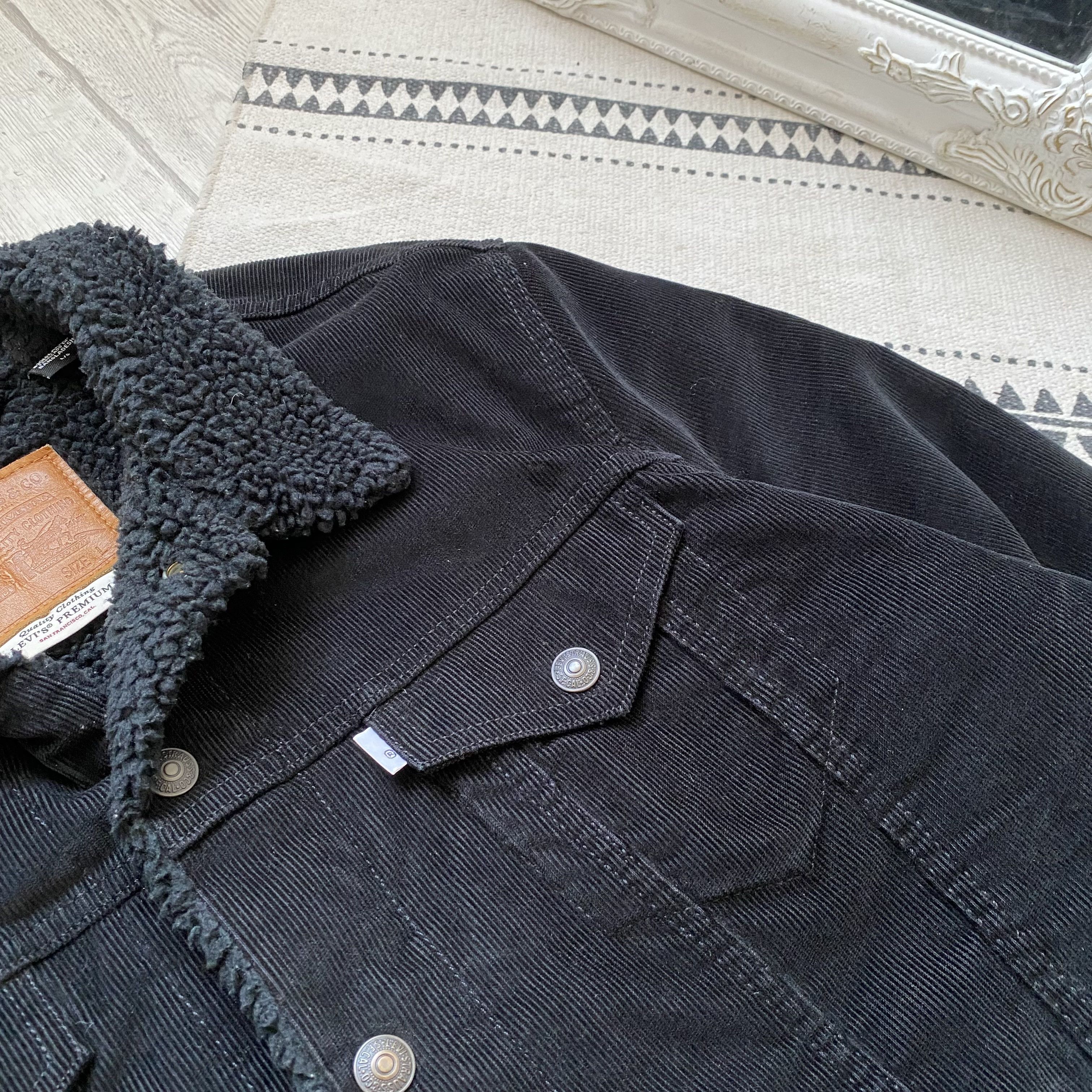 Levi's Corduroy Levis Trucker Denim Sherpa Jacket. Size US L / EU 52-54 / 3 - 6 Thumbnail
