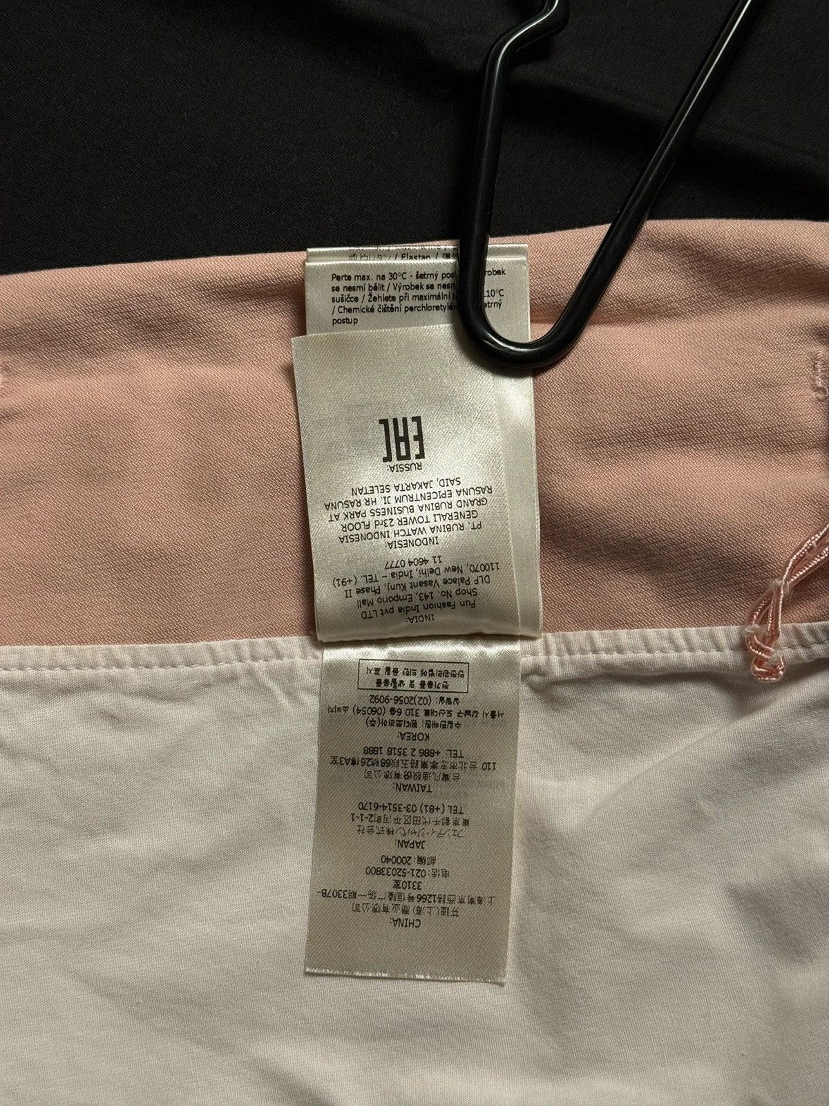 Fendi Fendi pink monogram shorts Size 26" / US 2 / IT 38 - 7 Thumbnail
