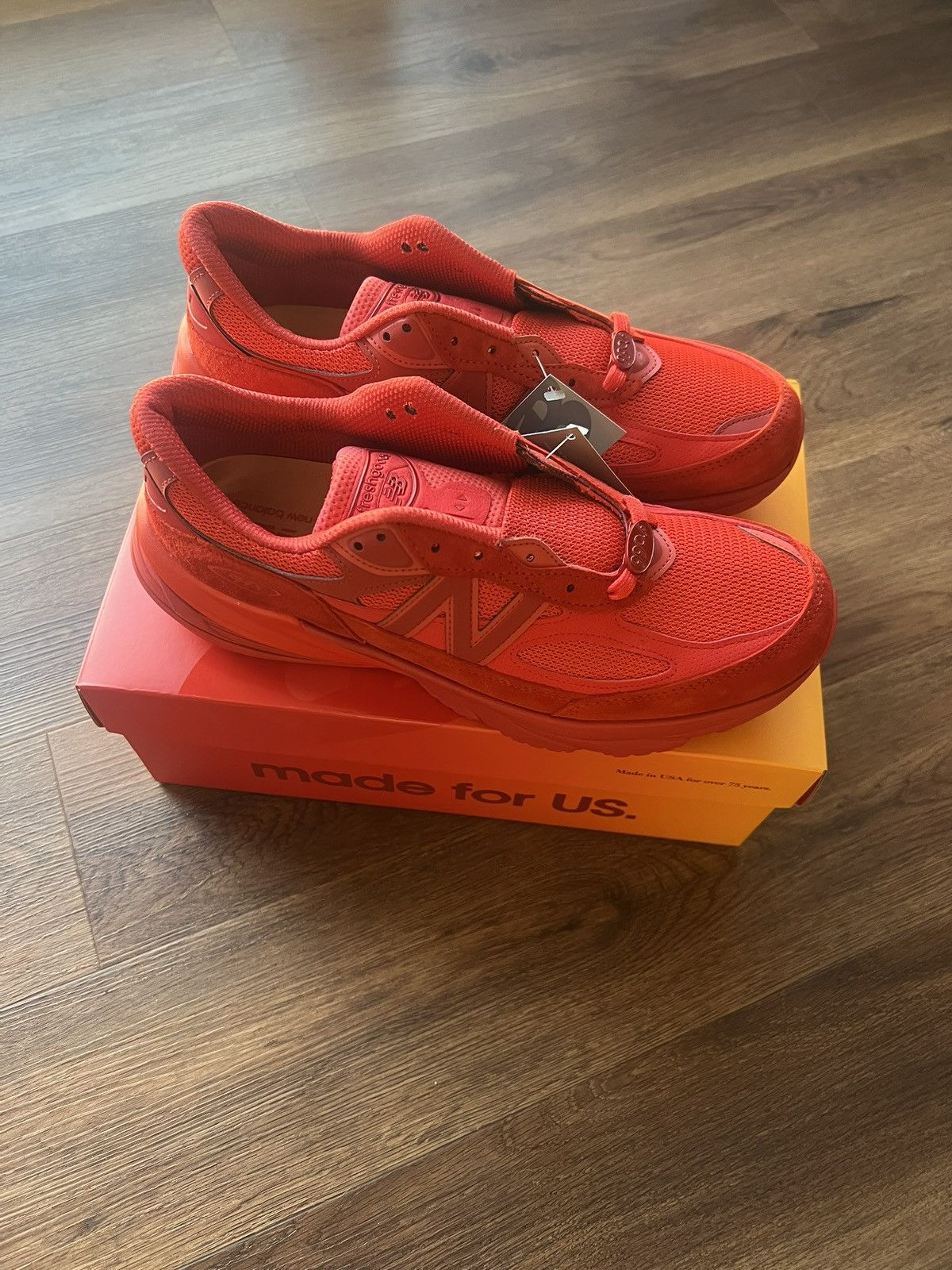 New Balance Men’s New Balance Joe FreshGoods 990v6 Sneakers in Red. Size US 10.5 / EU 43-44 - 6 Thumbnail