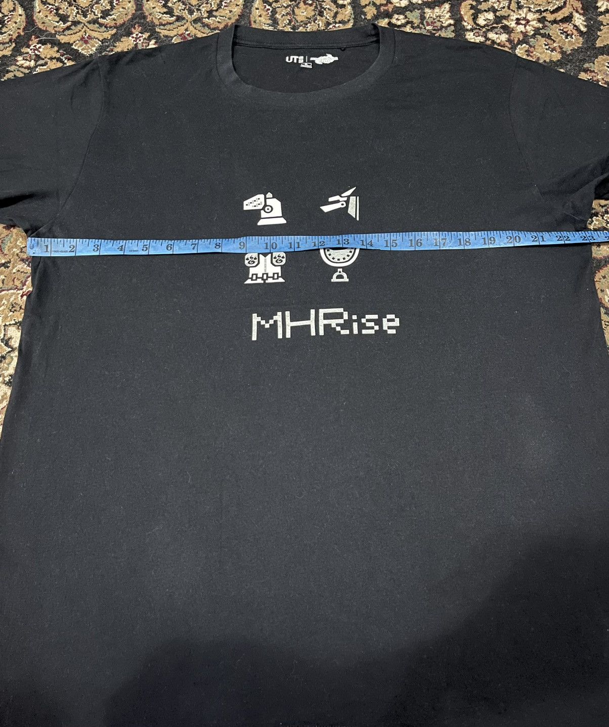 Anime Uniqlo x Monster Hunter Rise Anime Games shirt Size US XL / EU 56 / 4 - 4 Thumbnail