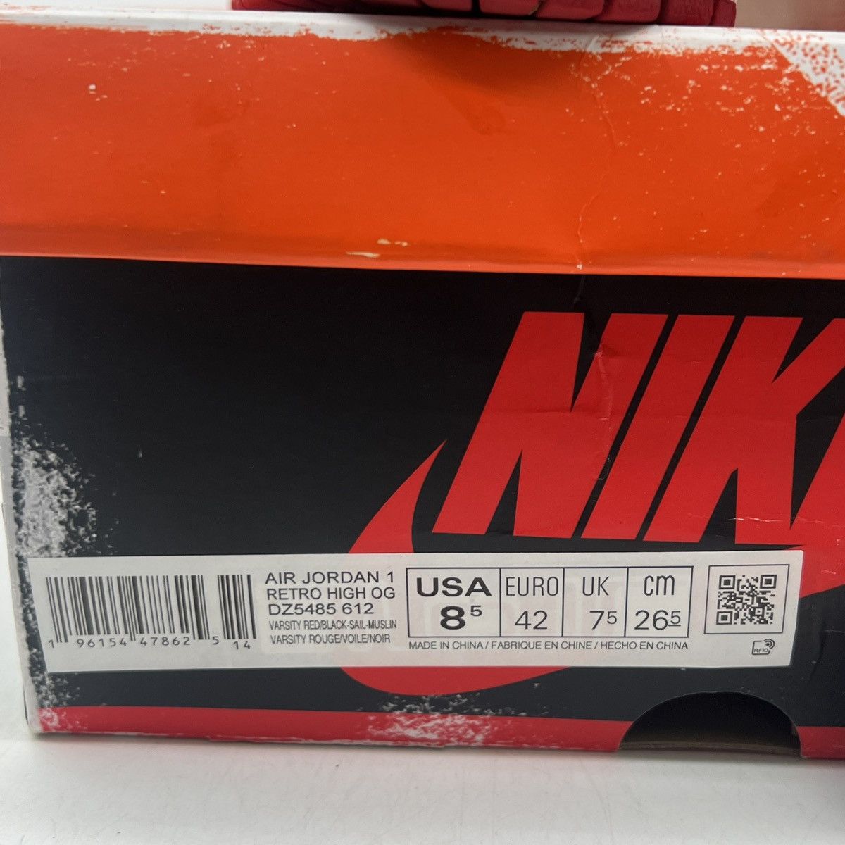 Nike Air Jordan 1 high Chicago lost & found Size US 8.5 / EU 41-42 - 6 Thumbnail