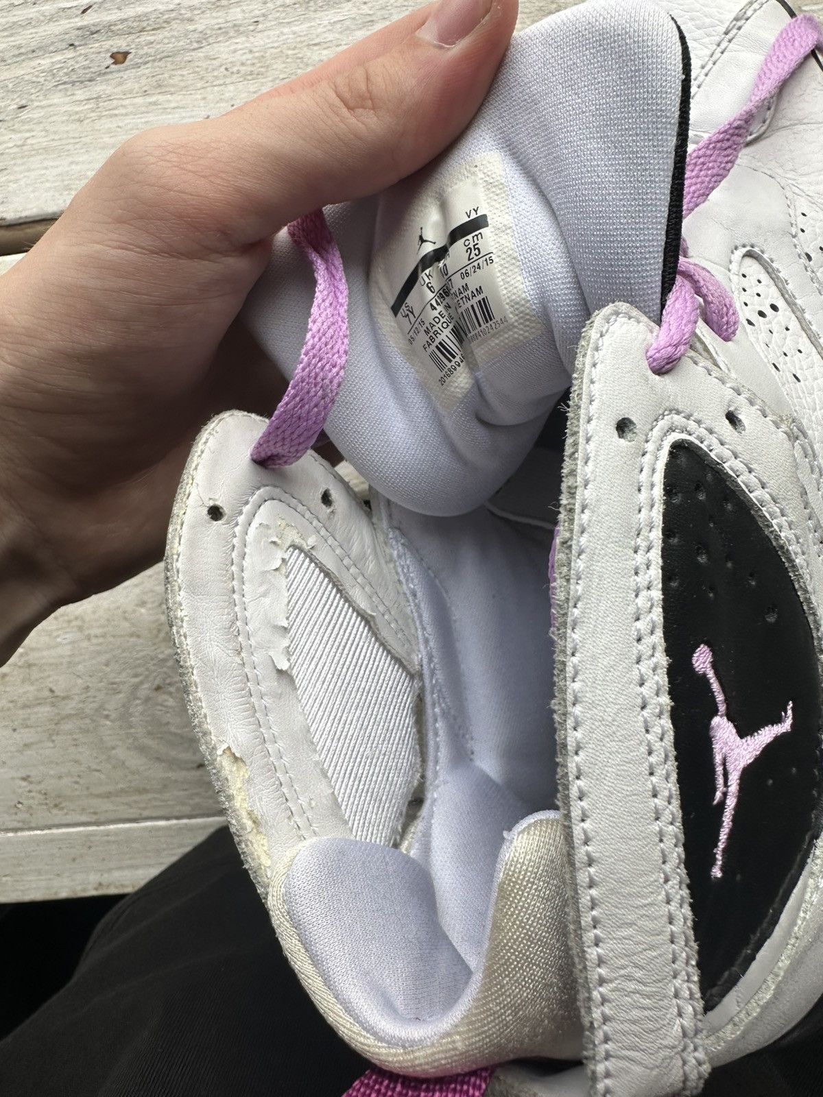 Nike 🚨NIKE AIR JORDAN 7 WHITE PURPLE WITH LOGO SHOES Size US 7 / EU 40 - 9 Thumbnail