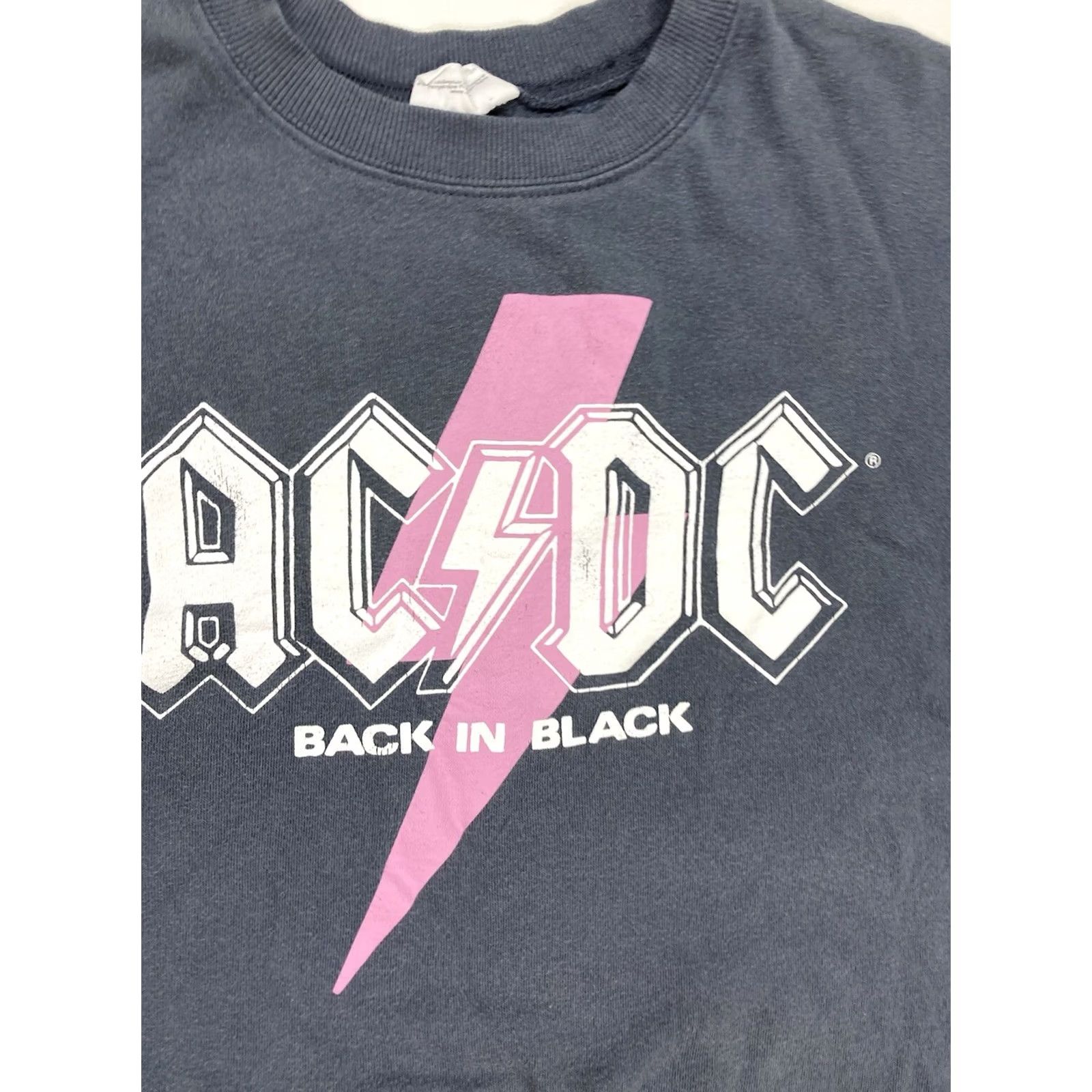 Vintage VINTAGE ACDC Back In Black Lightweight Crewneck Sweatshirt Women XS Blue Music Size XS / US 0-2 / IT 36-38 - 2 Thumbnail