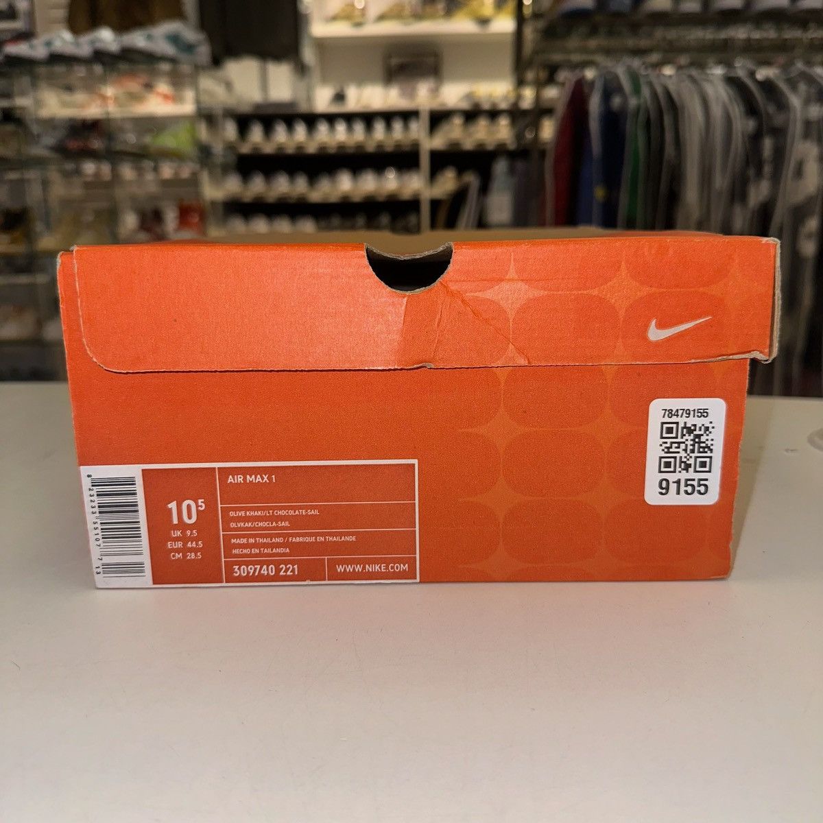 Nike Size 10.5 - 2006 Nike Air Max 1 Premium Olive Khaki Size US 10.5 / EU 43-44 - 7 Thumbnail