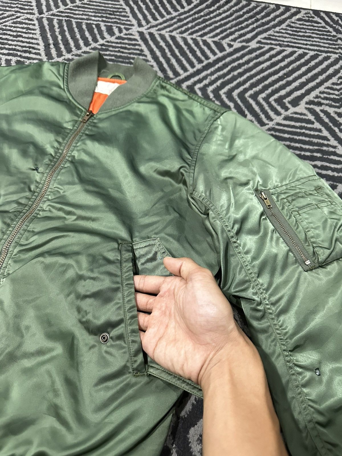 Vintage Vintage MA-1 Patches Zipper Bomber Jacket Size US L / EU 52-54 / 3 - 7 Thumbnail