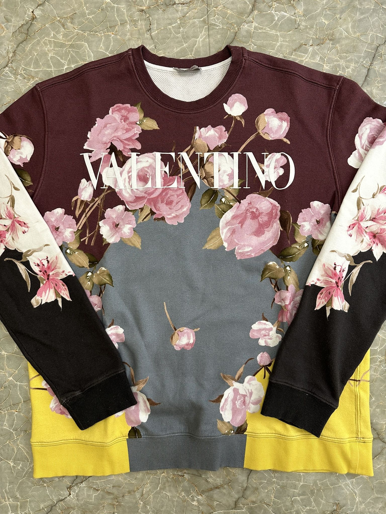 Valentino Flying Flowers Sweatshirt Size US L / EU 52-54 / 3 - 2 Thumbnail
