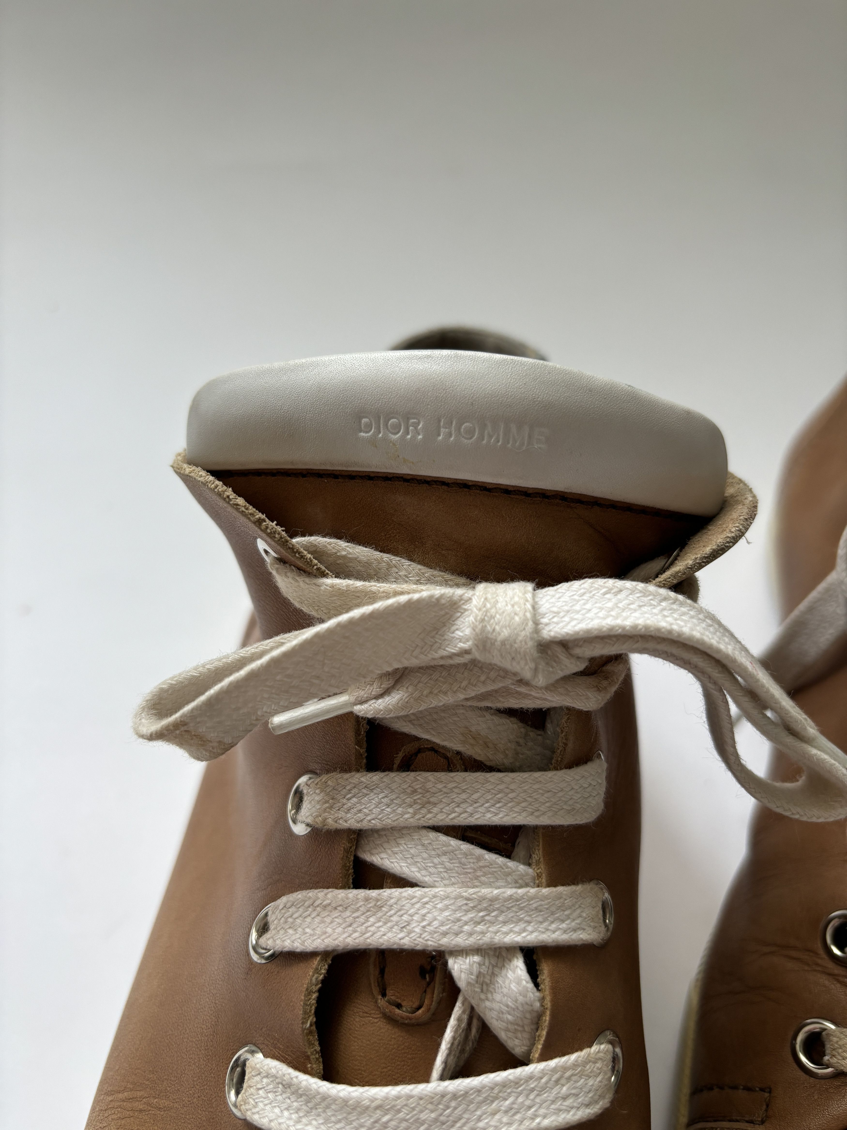 Dior ⚡️QUICK SALE⚡️Dior Tan Leather Hi-Top Sneakers Size US 10 / EU 43 - 6 Thumbnail