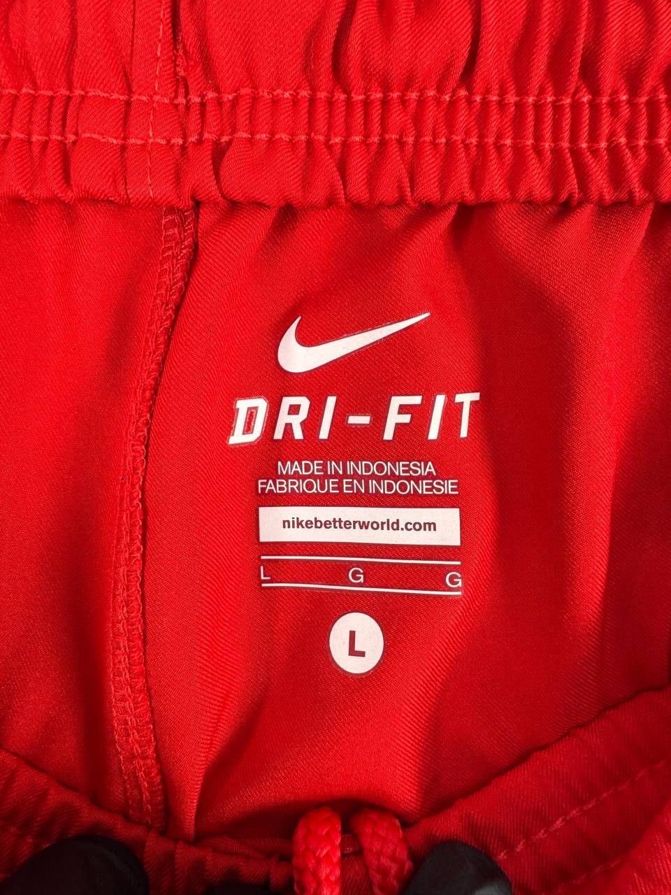 Nike Nike England 2016/2017 Away 724605-600 Shorts Red Size L Size US 42 / EU 58 - 2 Thumbnail
