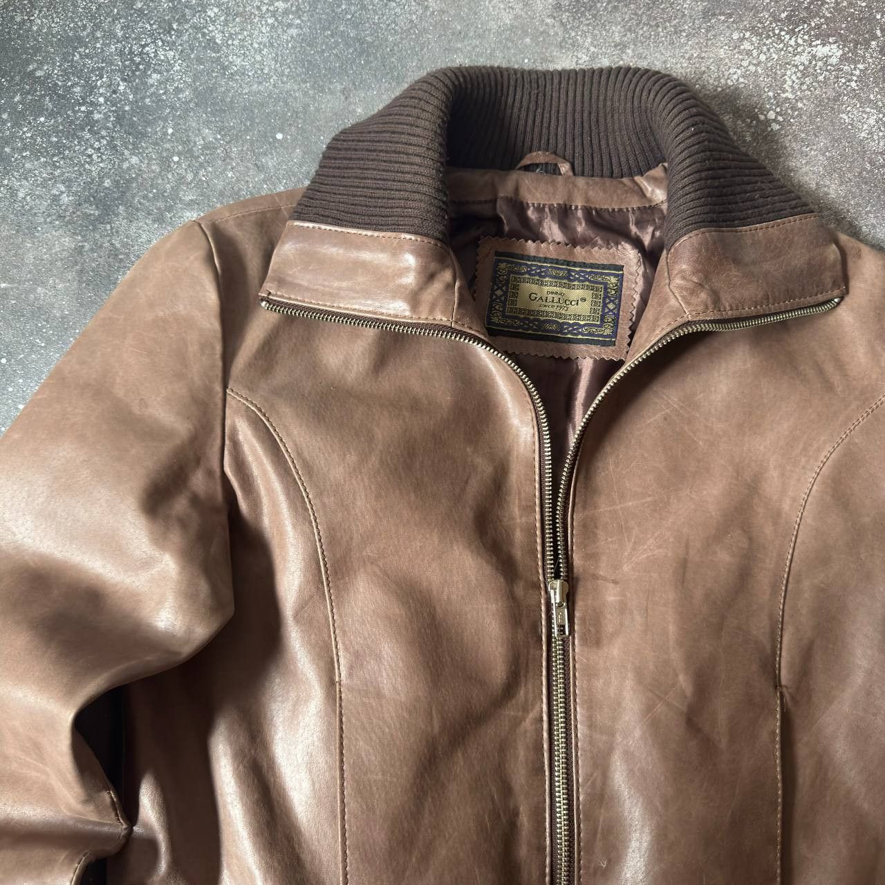 20471120 × If Six Was Nine × Le Grande Bleu (L.G.B.) Amazing Vintage Faded Leather Jacket Size M / US 6-8 / IT 42-44 - 2 Thumbnail