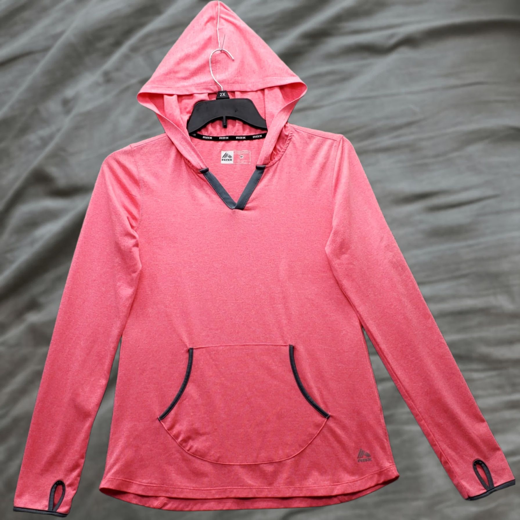 Vintage RBX Active Hoodie Women's M Pink Performance Kangaroo Pocket Thumb Hole Sleeve Shirt Size M / US 6-8 / IT 42-44 - 1 Thumbnail