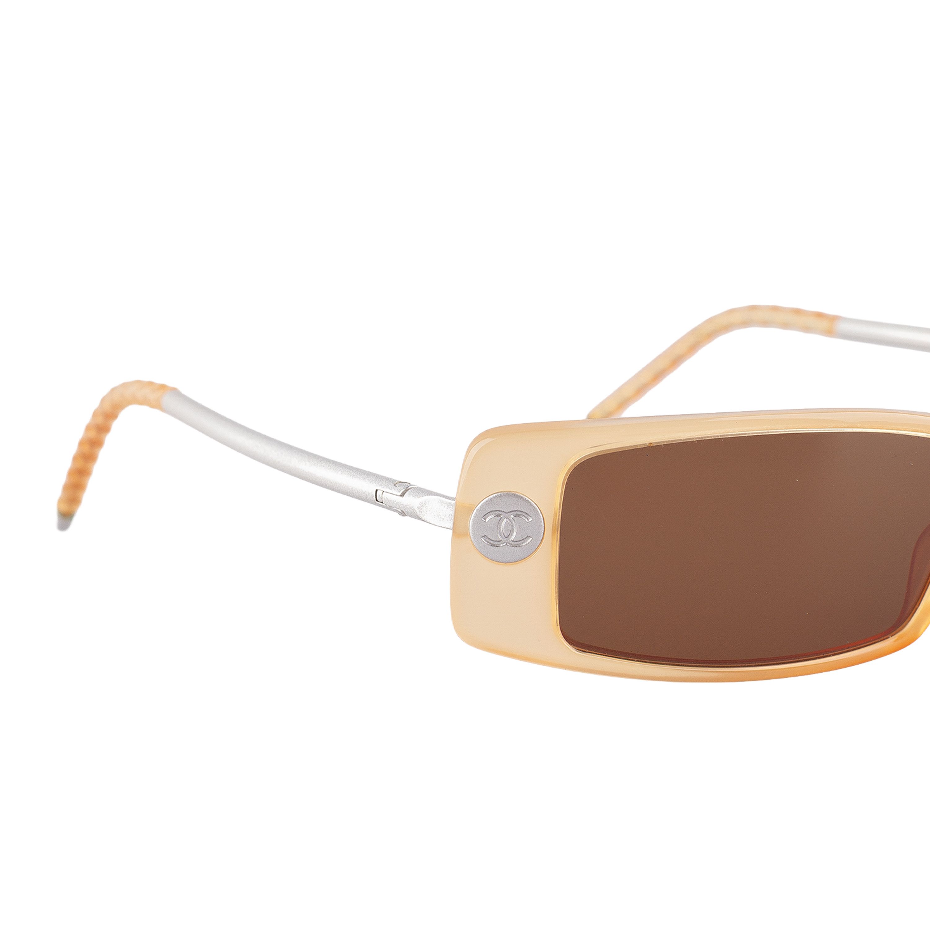 Chanel Chanel 5036 c. 640/13 Light Brown Vintage Sunglasses Size ONE SIZE - 2 Thumbnail