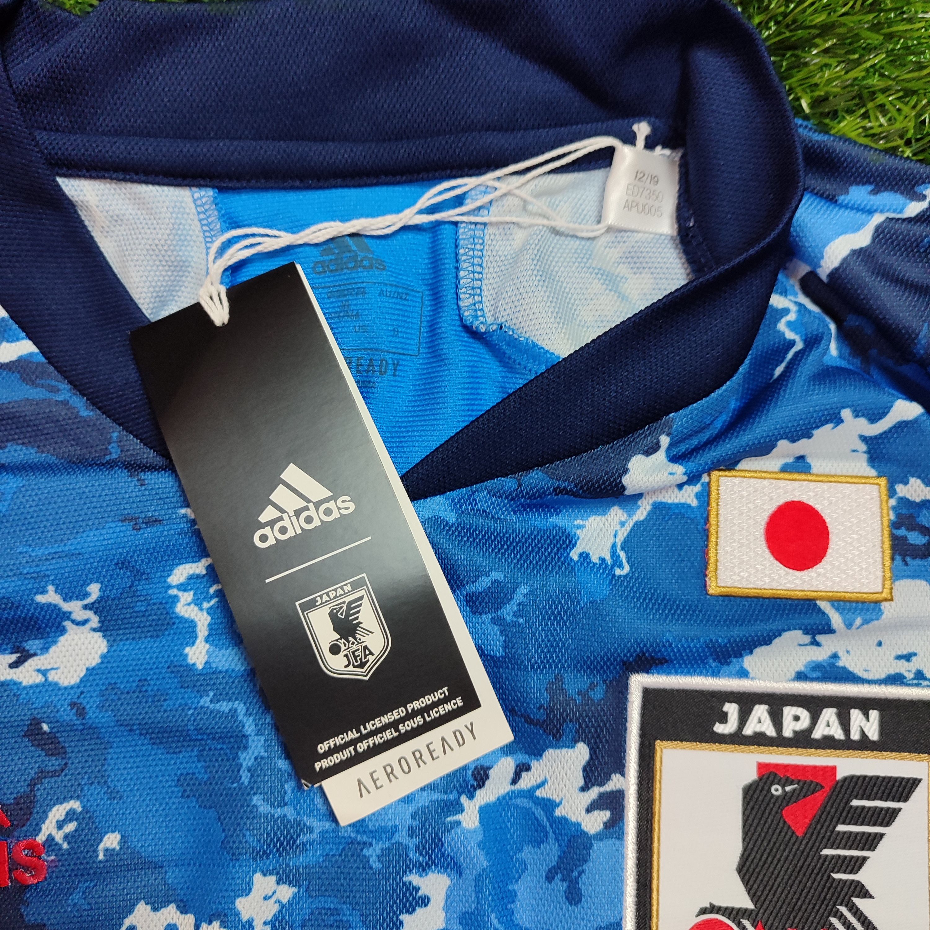 Adidas Japan Home Shirt 2020 Yoshida #22 Soccer Jersey Size US L / EU 52-54 / 3 - 4 Thumbnail