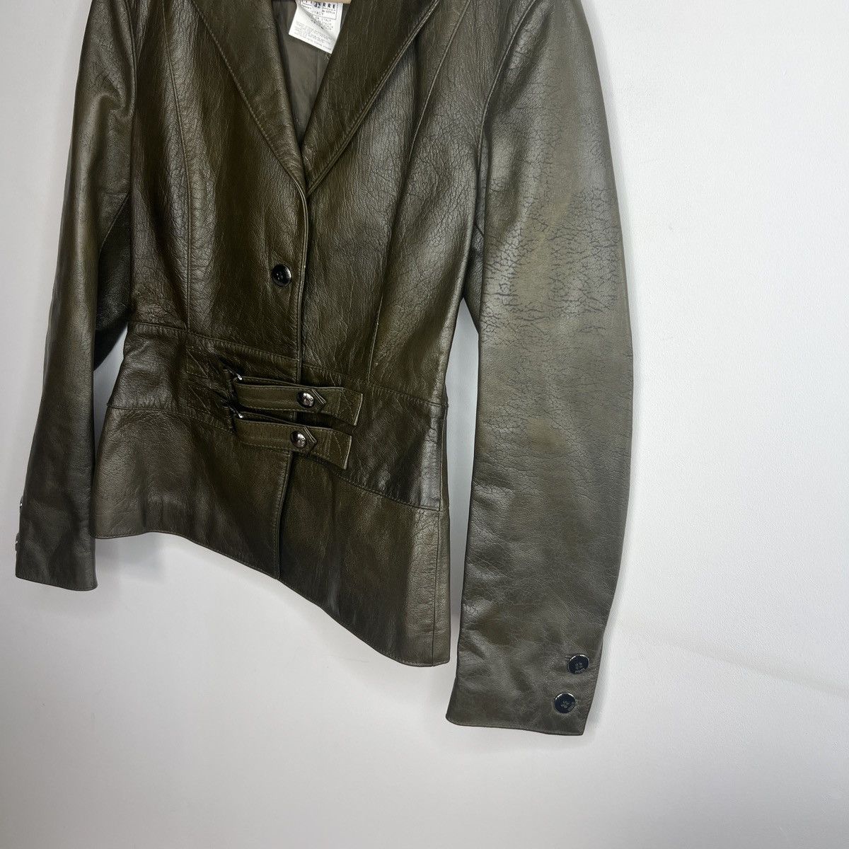 Versace Versus Versace real leather wmns jacket Size M / US 6-8 / IT 42-44 - 2 Thumbnail