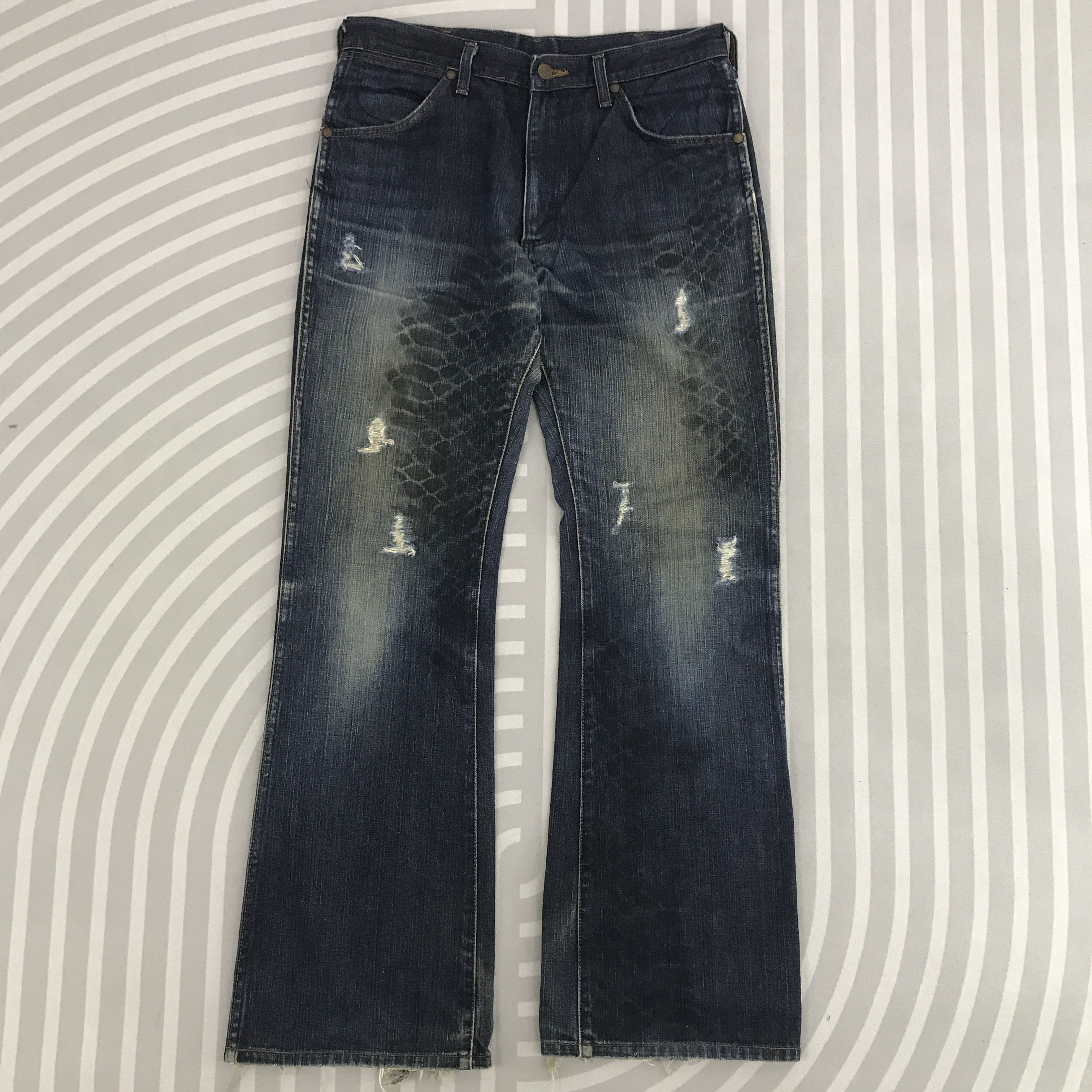 Vintage × Wrangler Flare Wrangler Distressed Bootcut Denim jeans pants Size US 32 / EU 48 - 1 Thumbnail