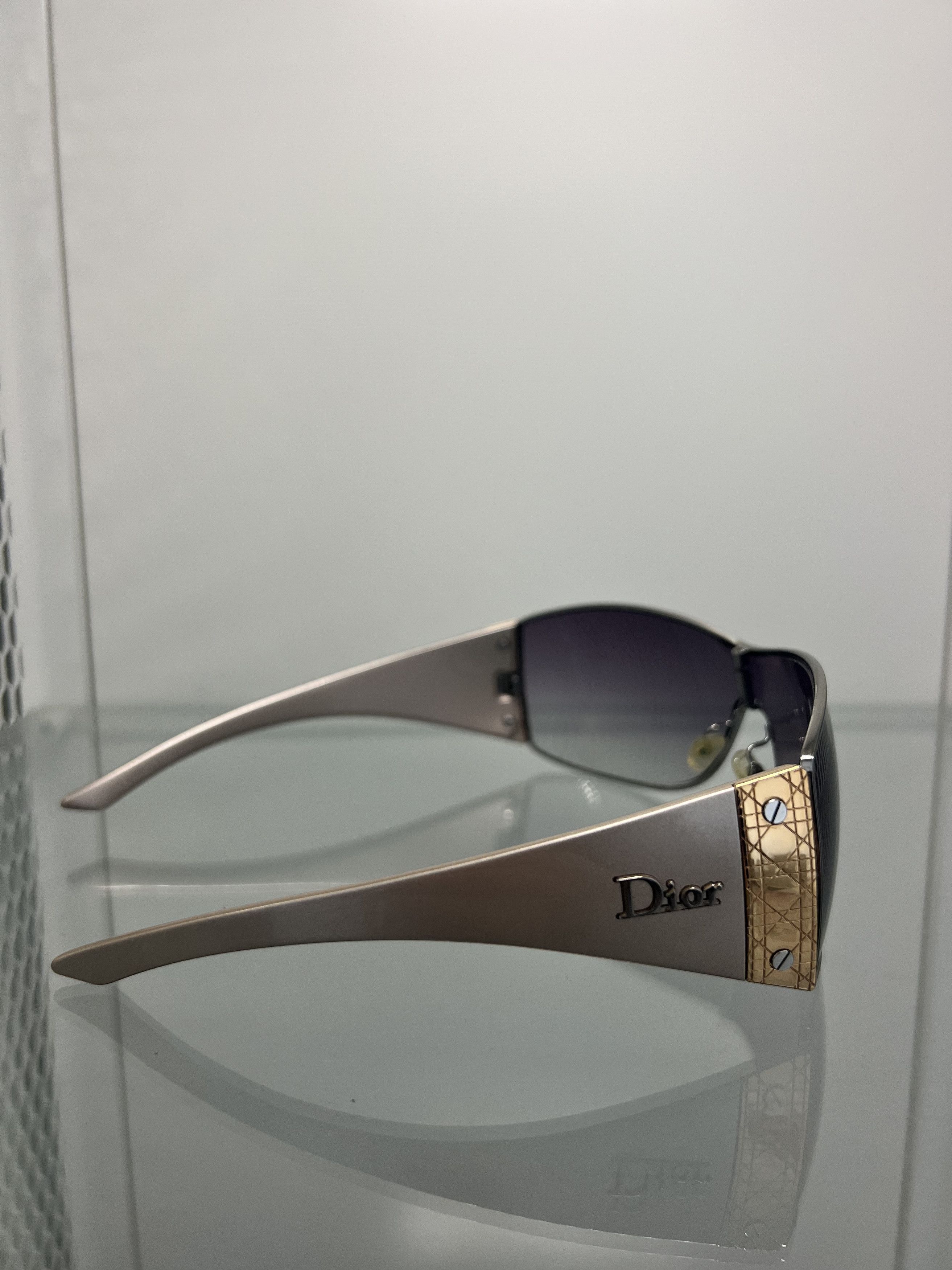 Dior Dior gold sunglasses Size ONE SIZE - 5 Thumbnail