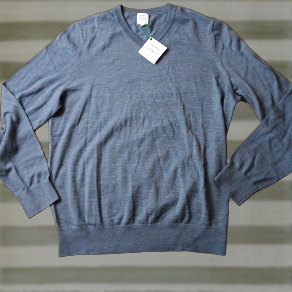 NWT John Lewis & Partners Merino Wool Blue V-Neck Knit Sweater XL Men Pullover Shirt?