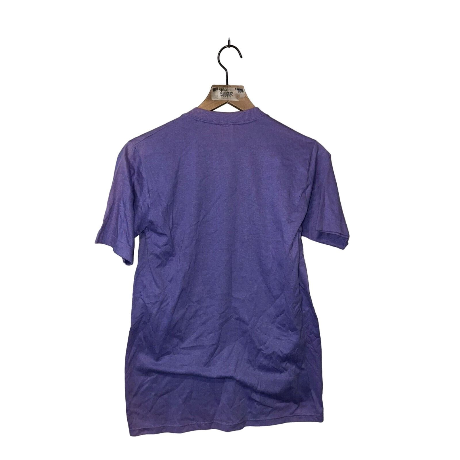 Jerzees Vintage Arizona Art Shirt Coyote Cactus Tee Purple 80s 1980s Size US M / EU 48-50 / 2 - 13 Thumbnail