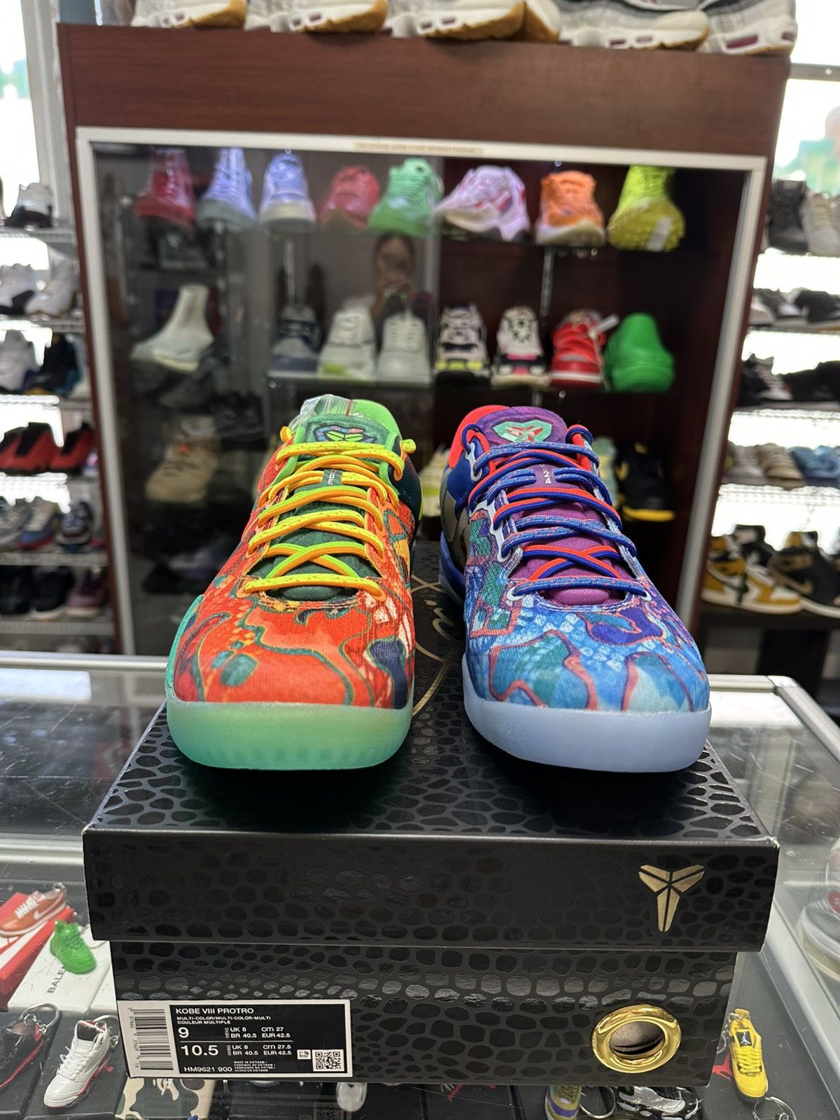Nike Nike Kobe 8 Protro “What The Kobe” (2025) Size US 9 / EU 42 - 3 Thumbnail