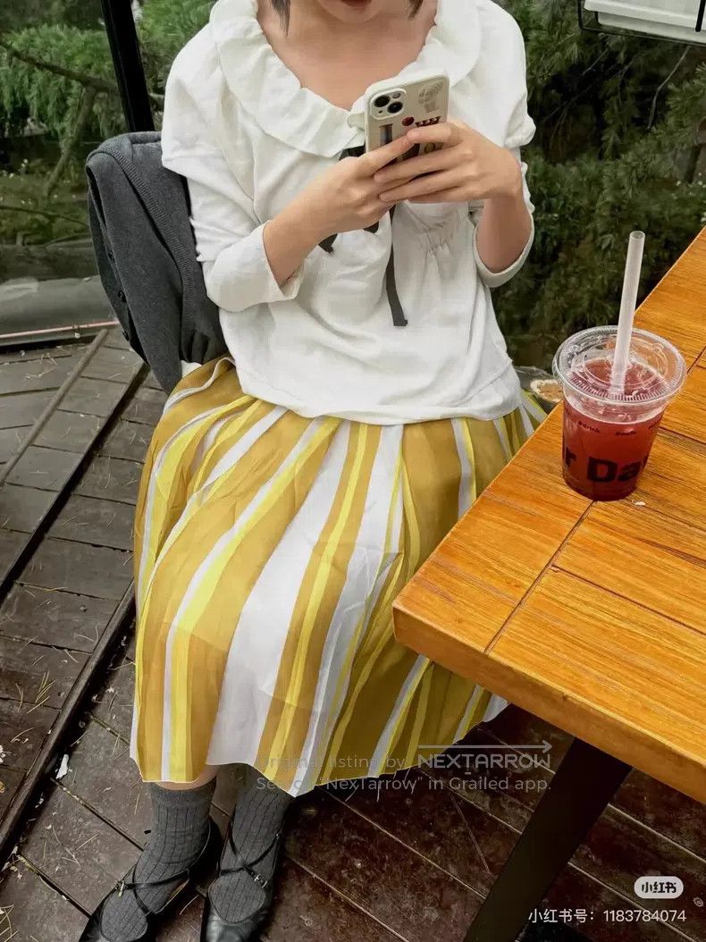 Prada Prada Yellow, brown and white three-colour striped silk sk Size 26" / US 2 / IT 38 - 9 Thumbnail
