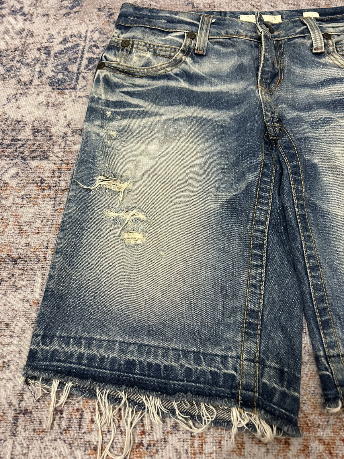 If Six Was Nine Lolita Distressed Doublle Pocket back Short Jeans Size US 33 - 5 Thumbnail